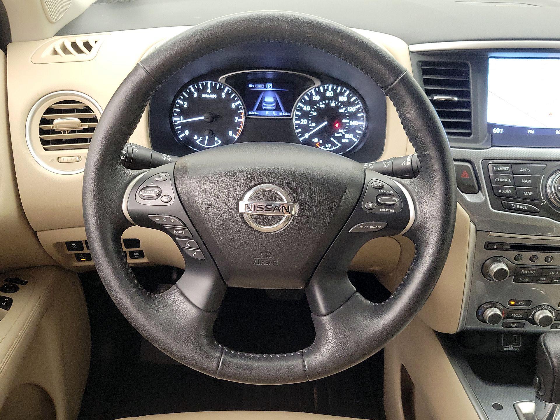 Thumbnail: 2019 Nissan Pathfinder - 10