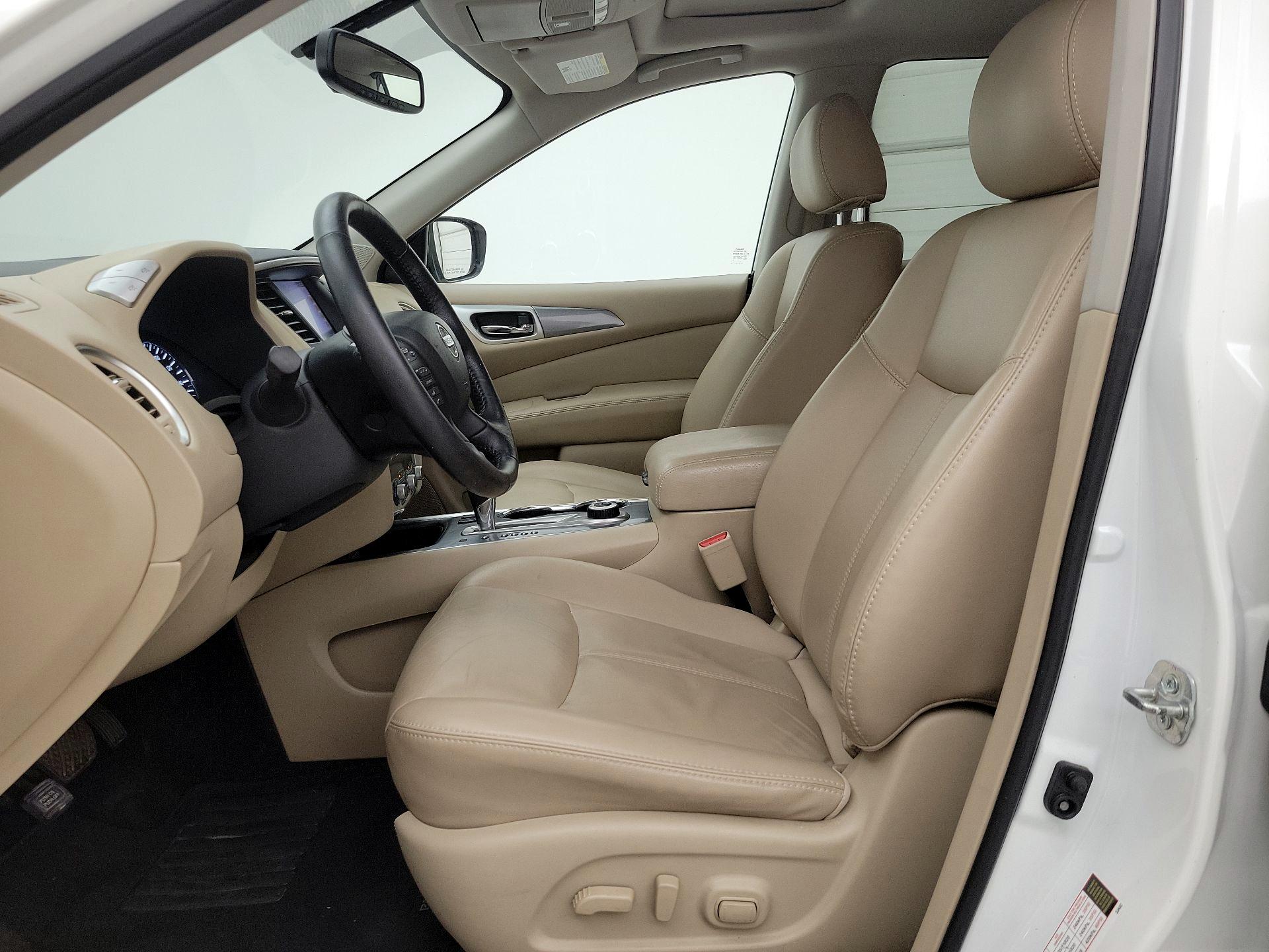 Thumbnail: 2019 Nissan Pathfinder - 11