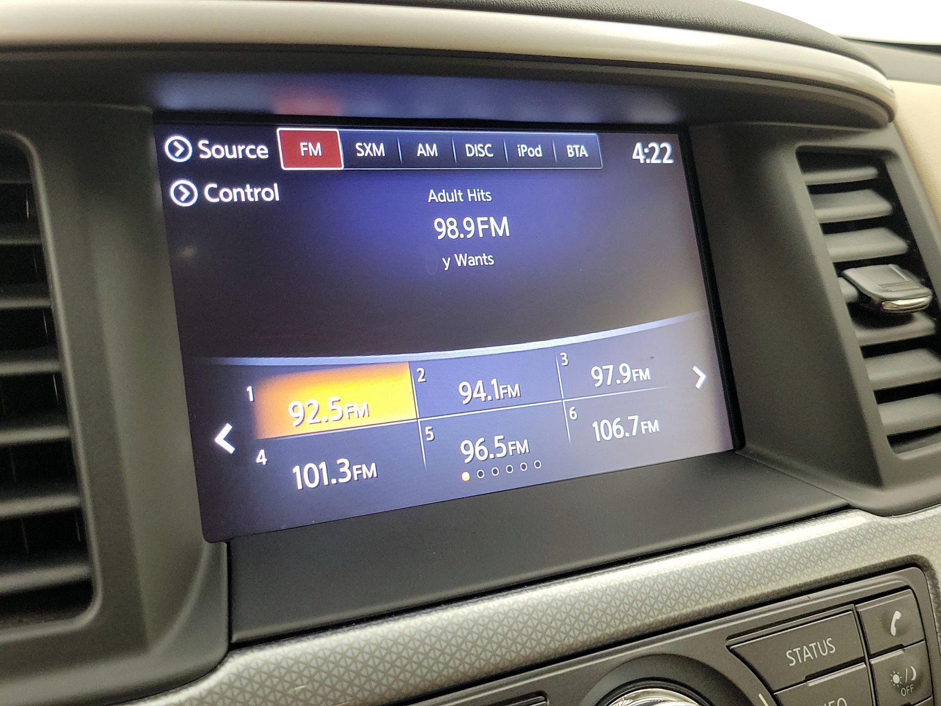 Thumbnail: 2019 Nissan Pathfinder - 16