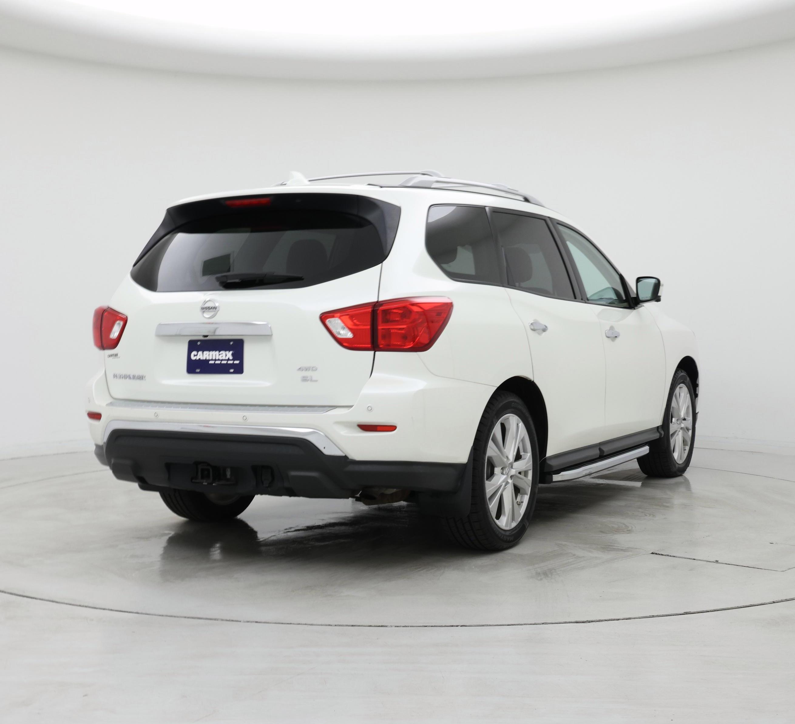 Thumbnail: 2019 Nissan Pathfinder - 8