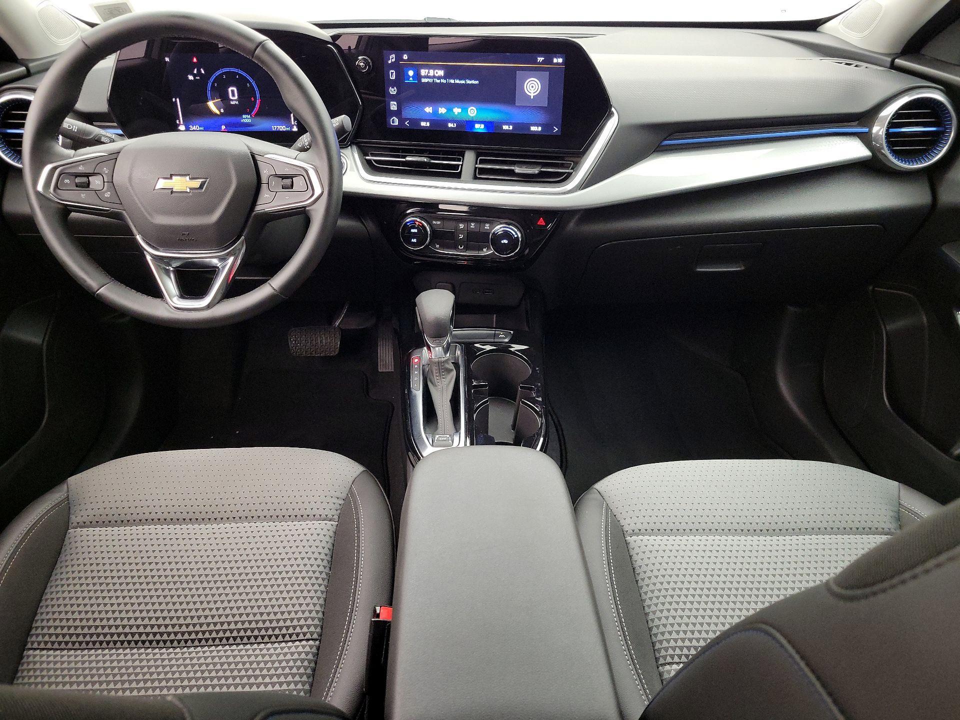 Thumbnail: 2024 Chevrolet Trax - 9