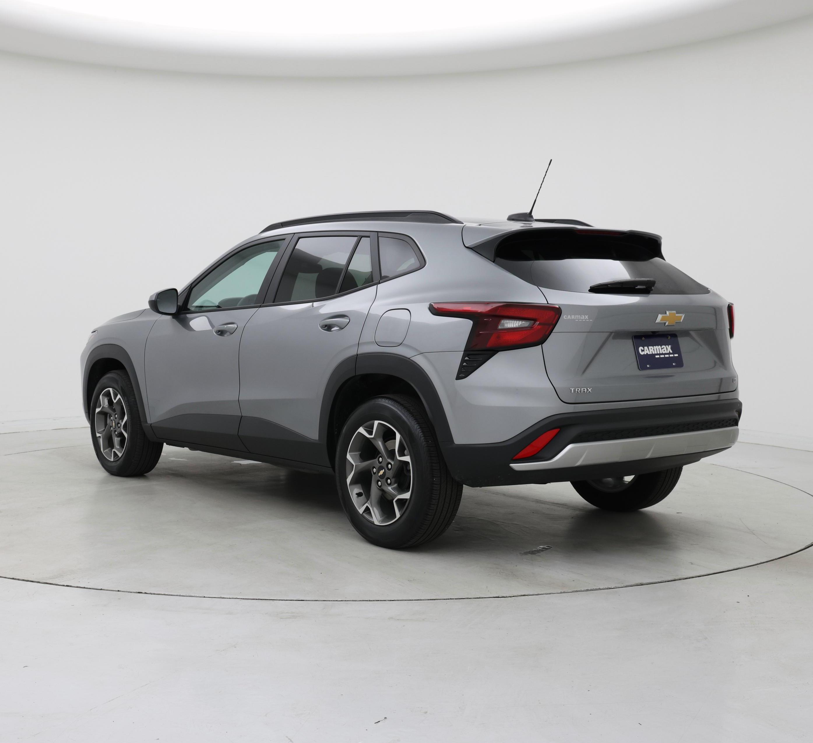 Thumbnail: 2024 Chevrolet Trax - 2