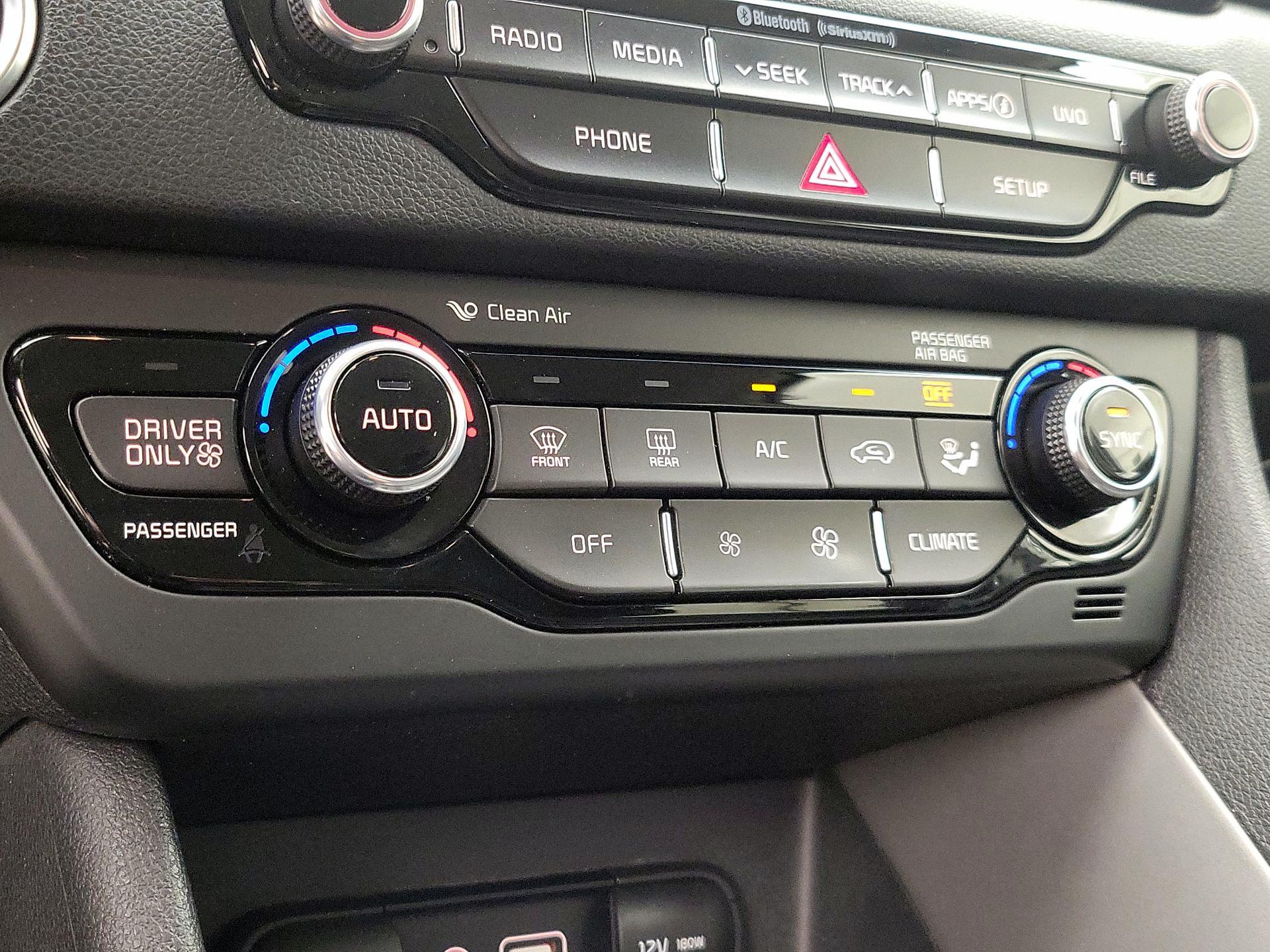 Thumbnail: 2017 Kia Niro - 16