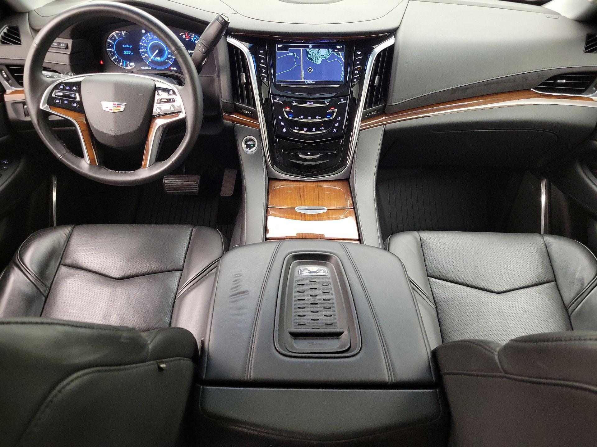 Thumbnail: 2017 Cadillac Escalade - 9
