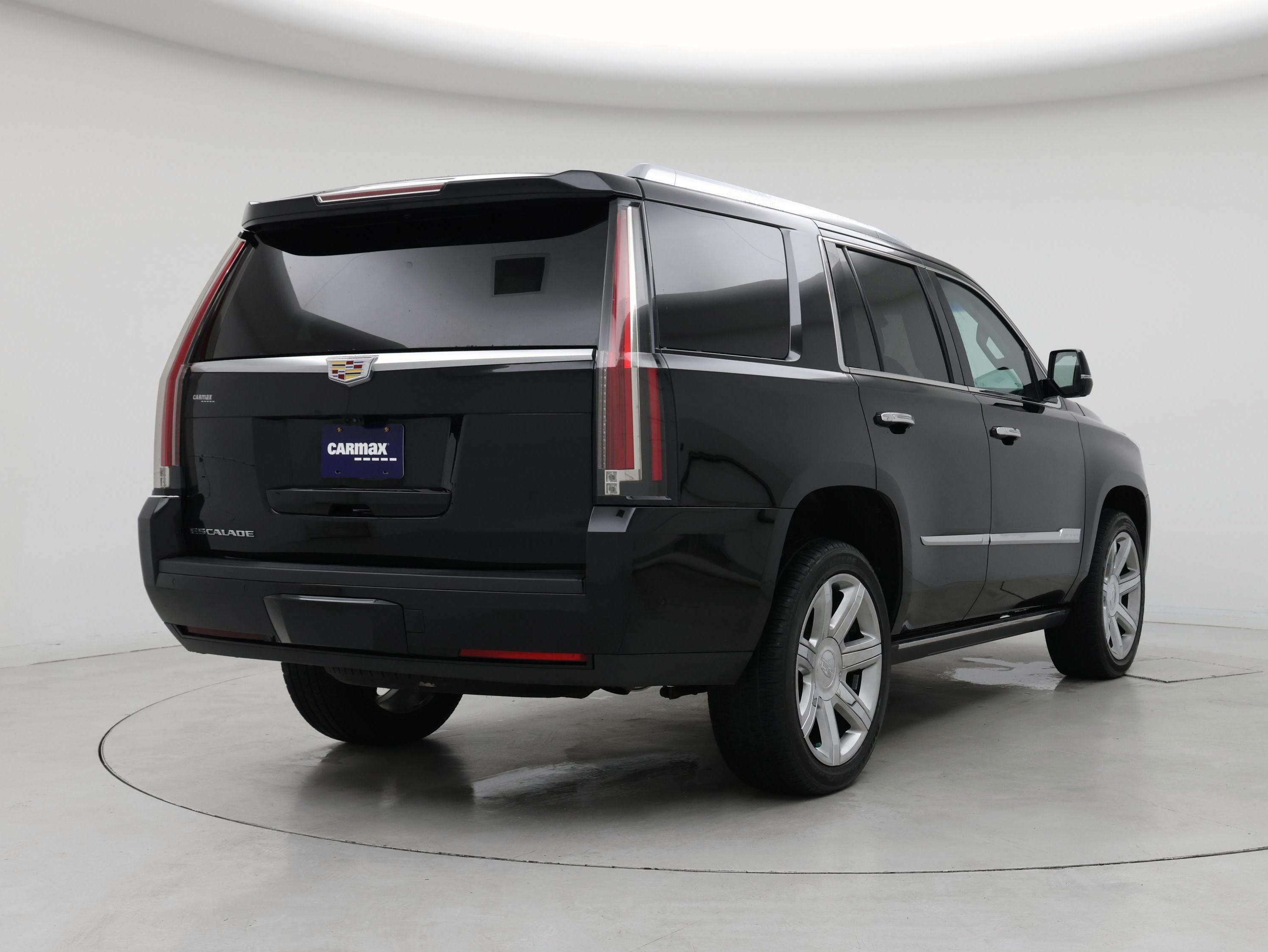 Thumbnail: 2017 Cadillac Escalade - 8