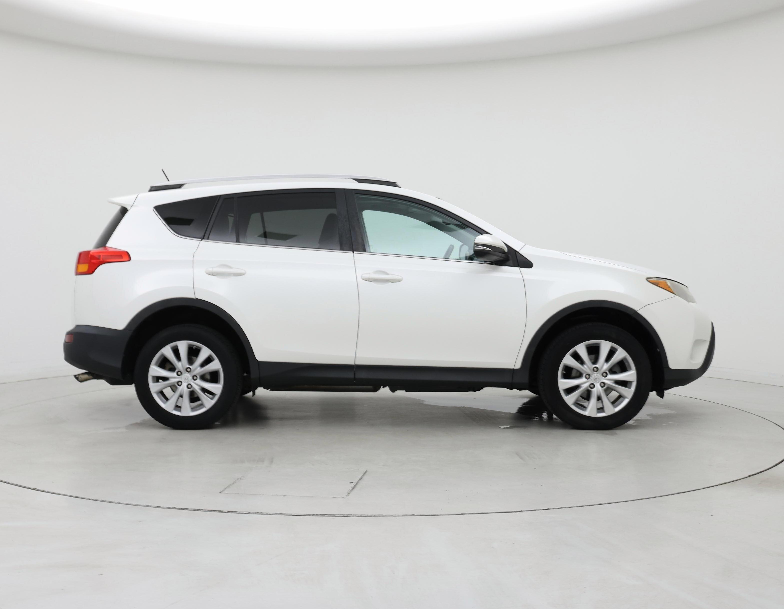 Thumbnail: 2014 Toyota RAV4 - 7