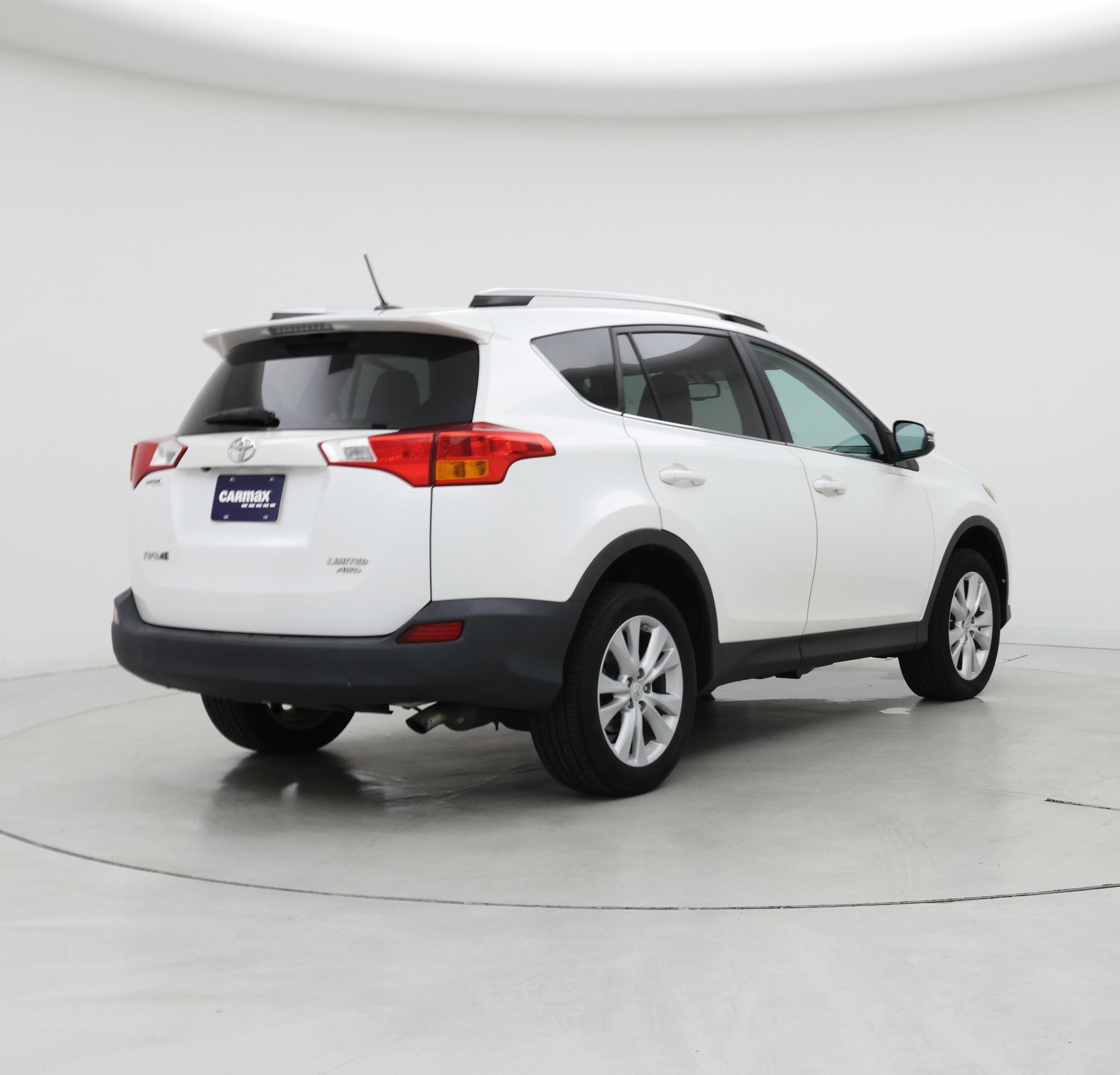 Thumbnail: 2014 Toyota RAV4 - 8