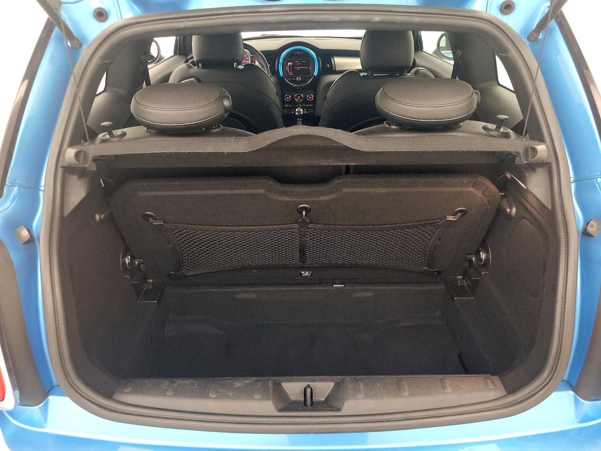 Thumbnail: 2015 MINI Cooper Hardtop - 20