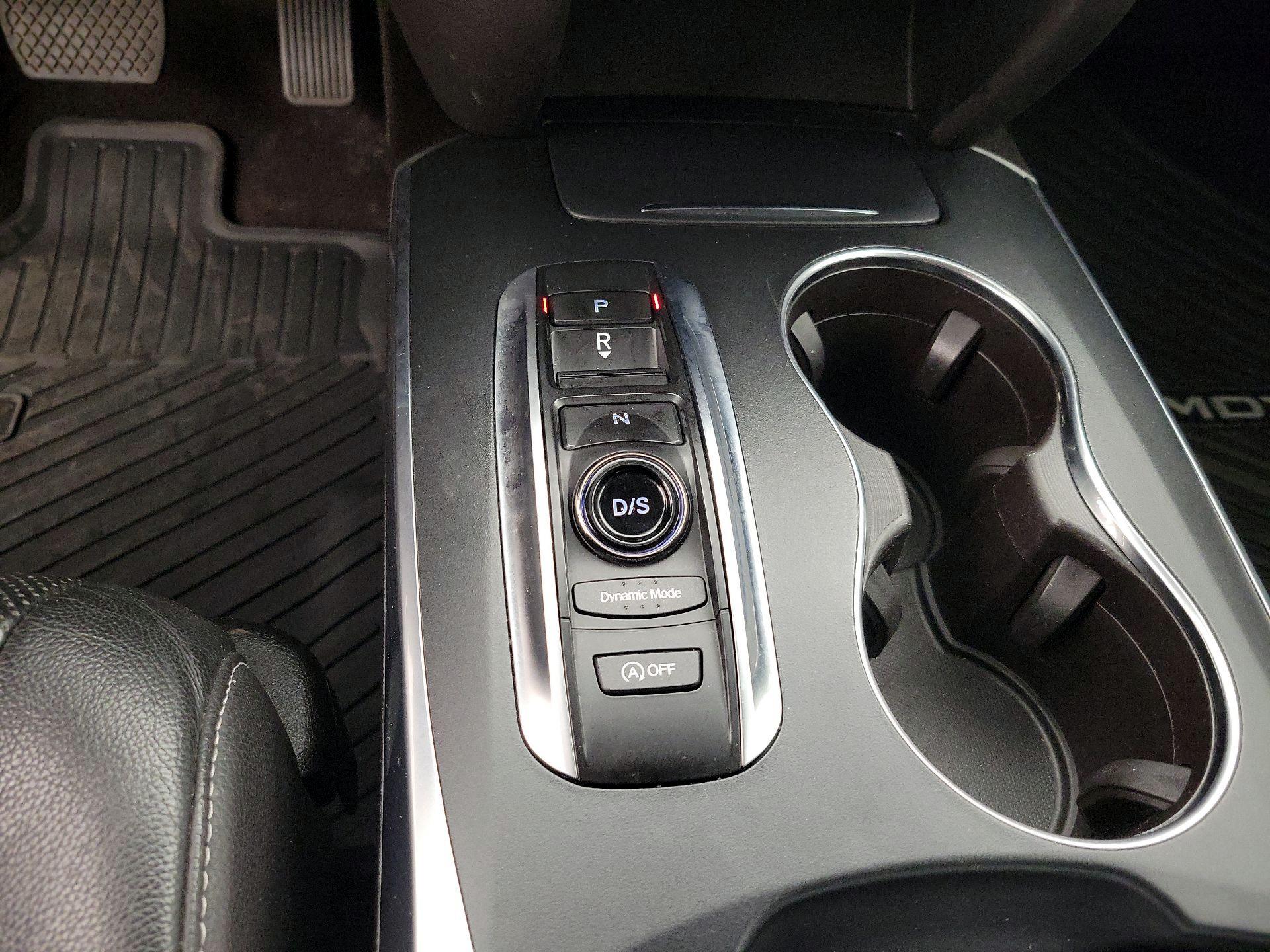 Thumbnail: 2019 Acura MDX - 17