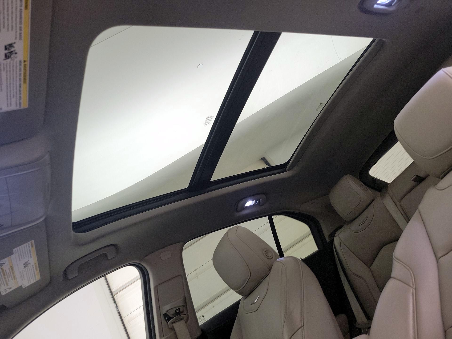 Thumbnail: 2020 Cadillac XT4 - 20