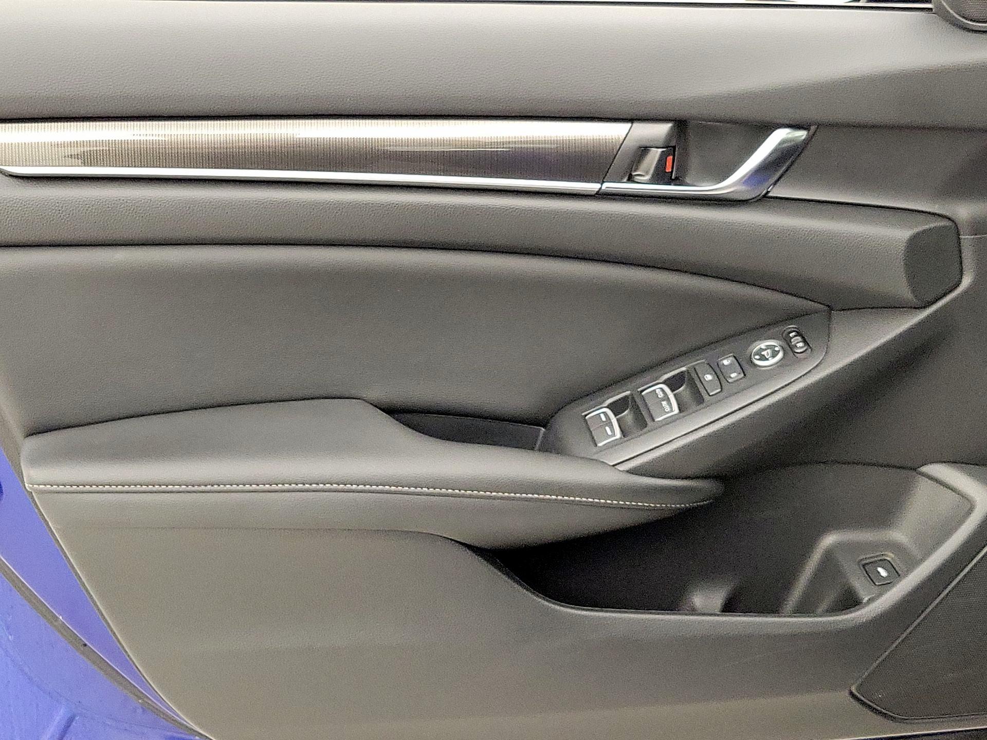 Thumbnail: 2020 Honda Accord - 12