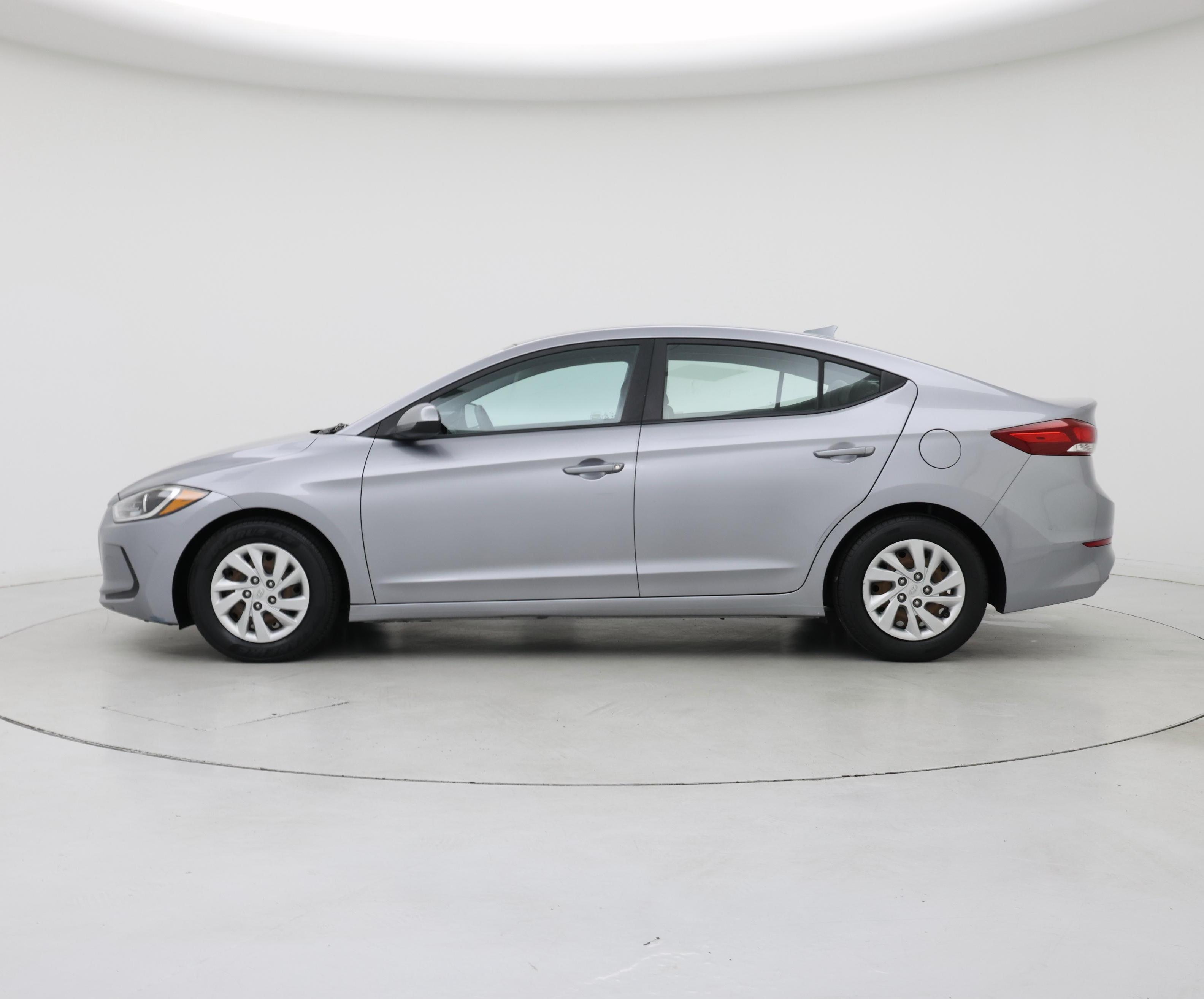 Thumbnail: 2017 Hyundai Elantra - 3