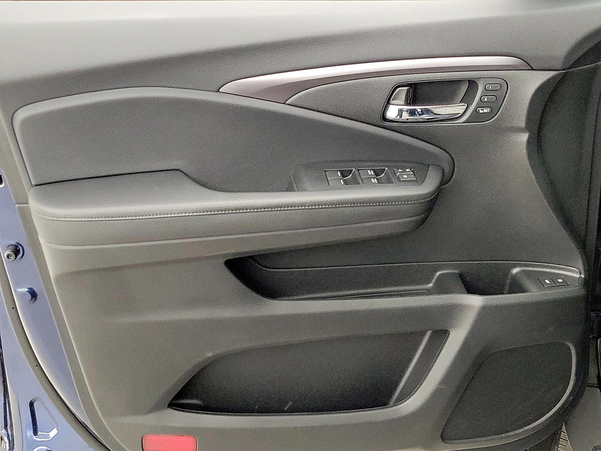 Thumbnail: 2021 Honda Passport - 12
