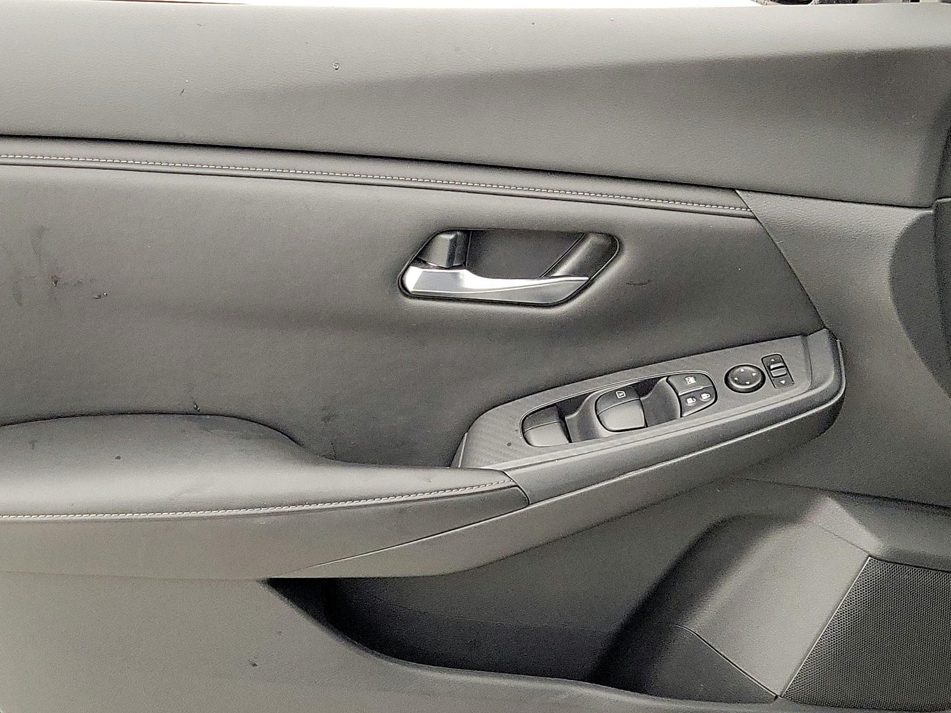 Thumbnail: 2020 Nissan Sentra - 12