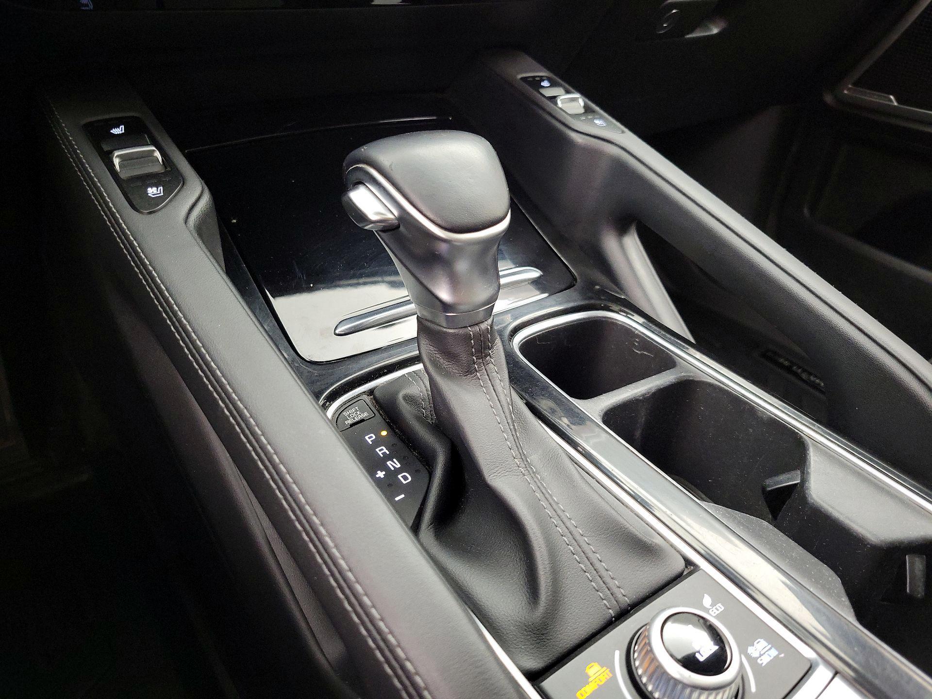 Thumbnail: 2020 Kia Telluride - 18