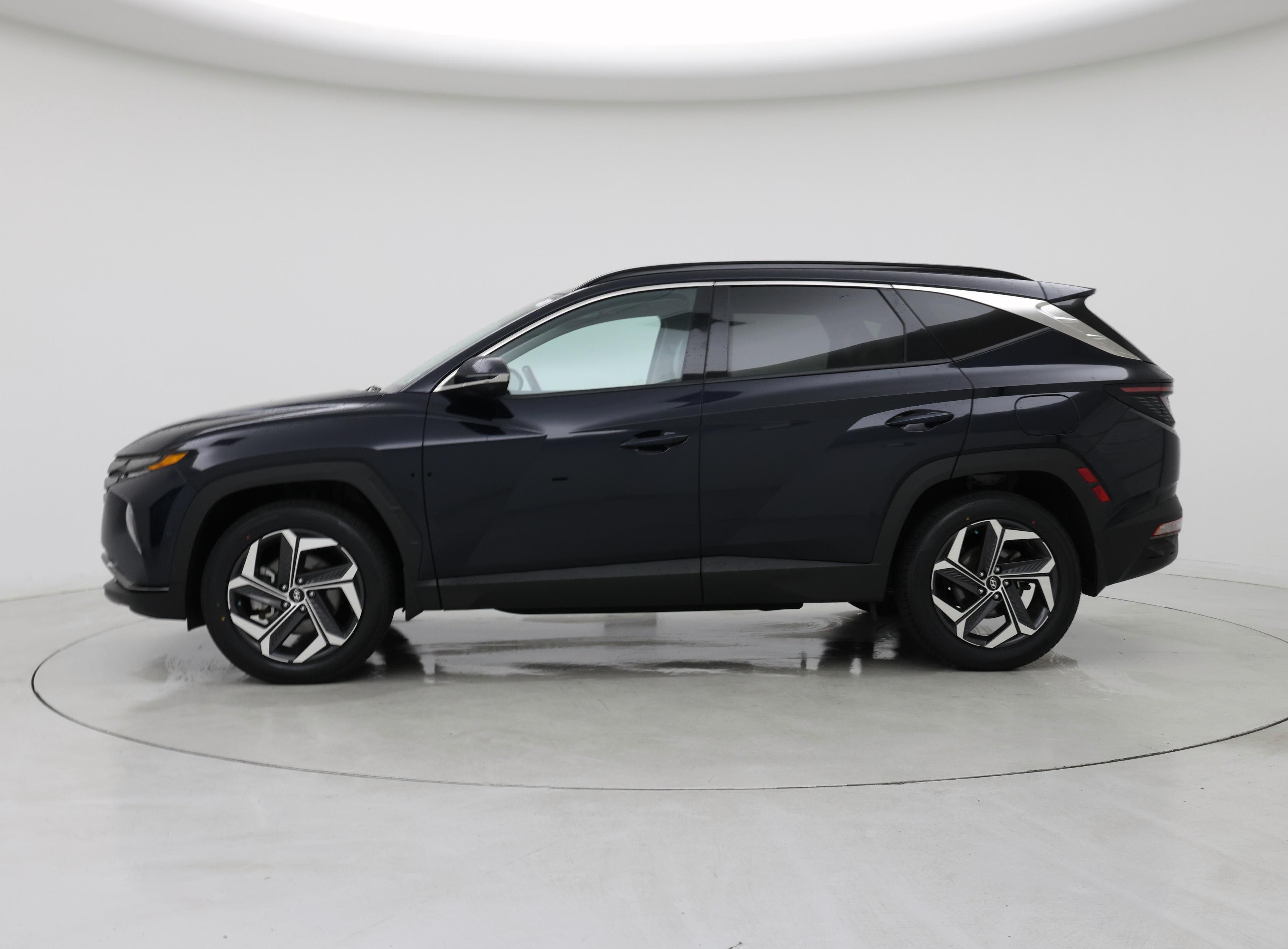 Thumbnail: 2022 Hyundai Tucson - 3