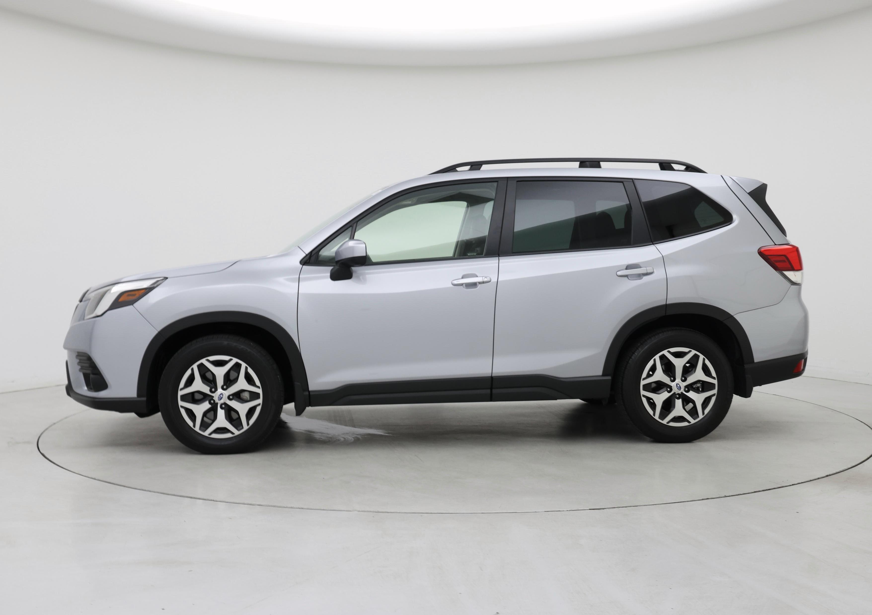 Thumbnail: 2023 Subaru Forester - 3