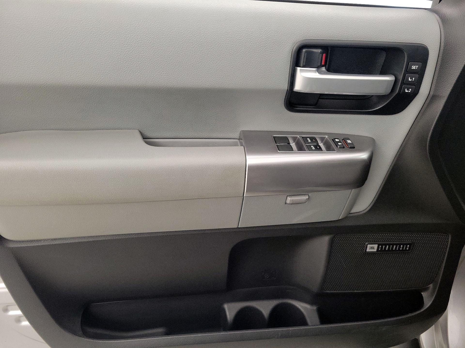 Thumbnail: 2019 Toyota Sequoia - 12