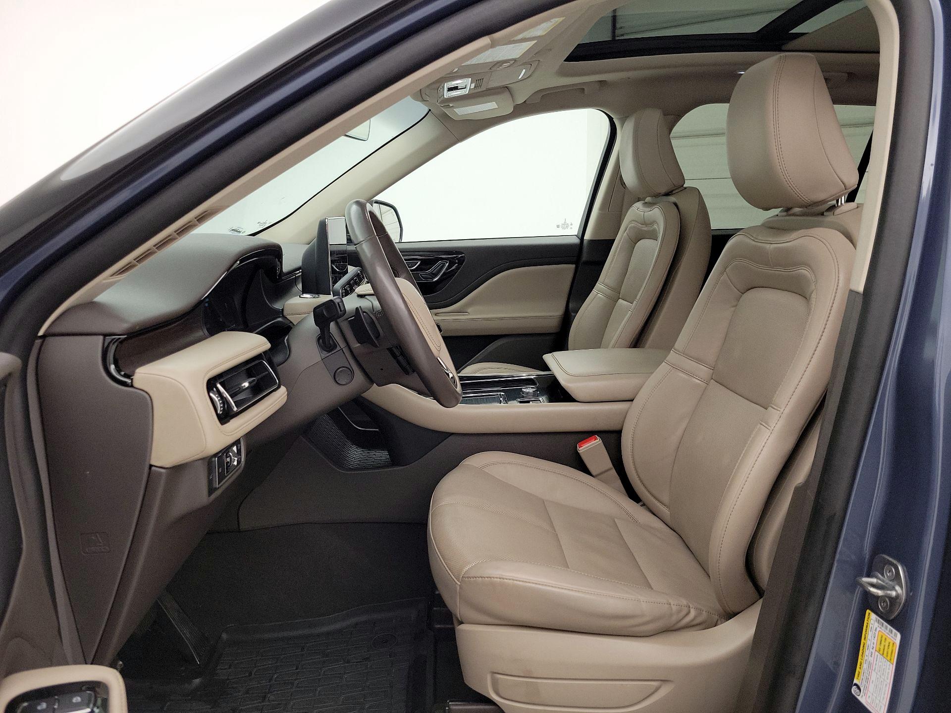 Thumbnail: 2021 Lincoln Aviator - 11