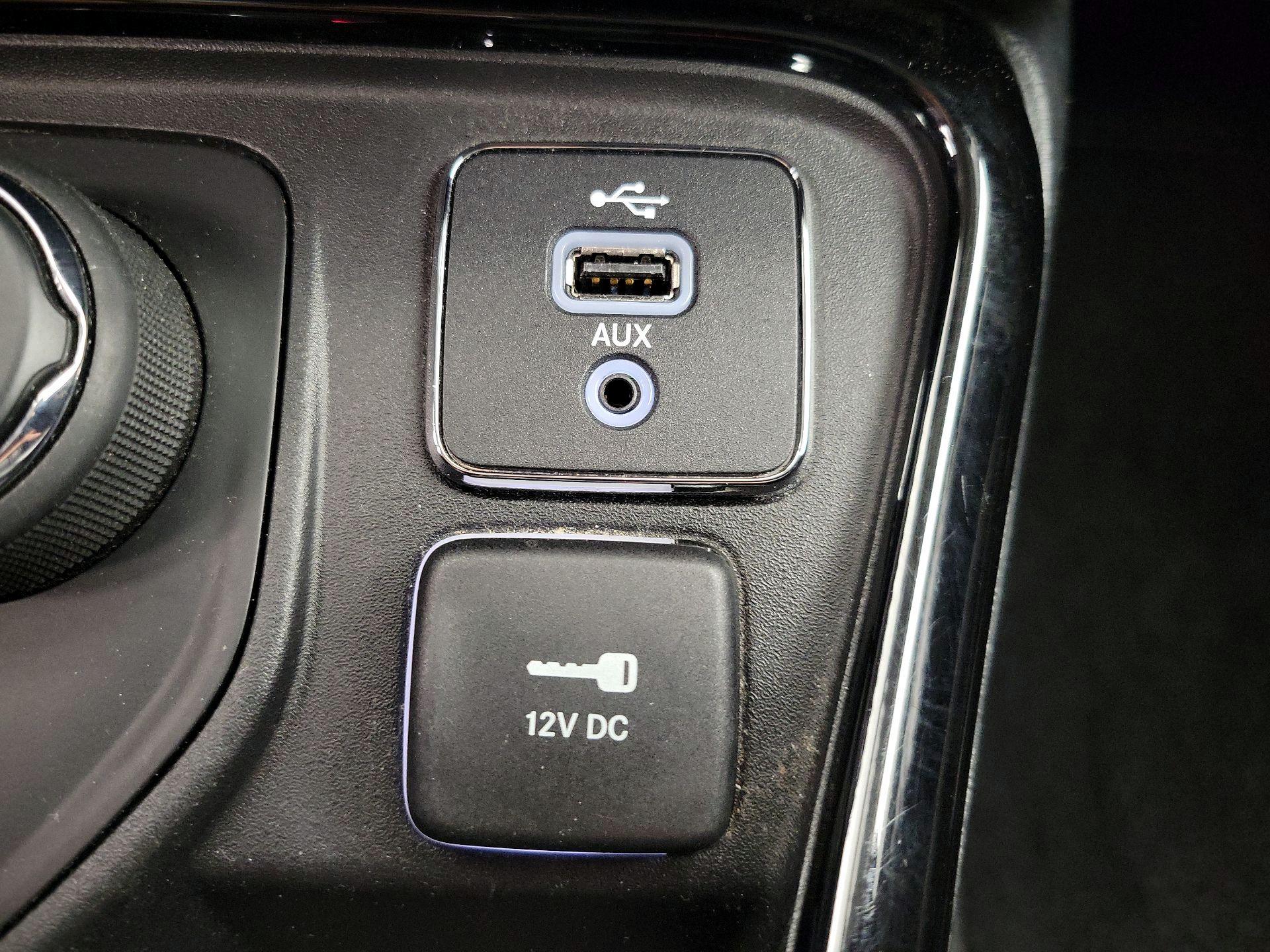 Thumbnail: 2018 Jeep Compass - 18