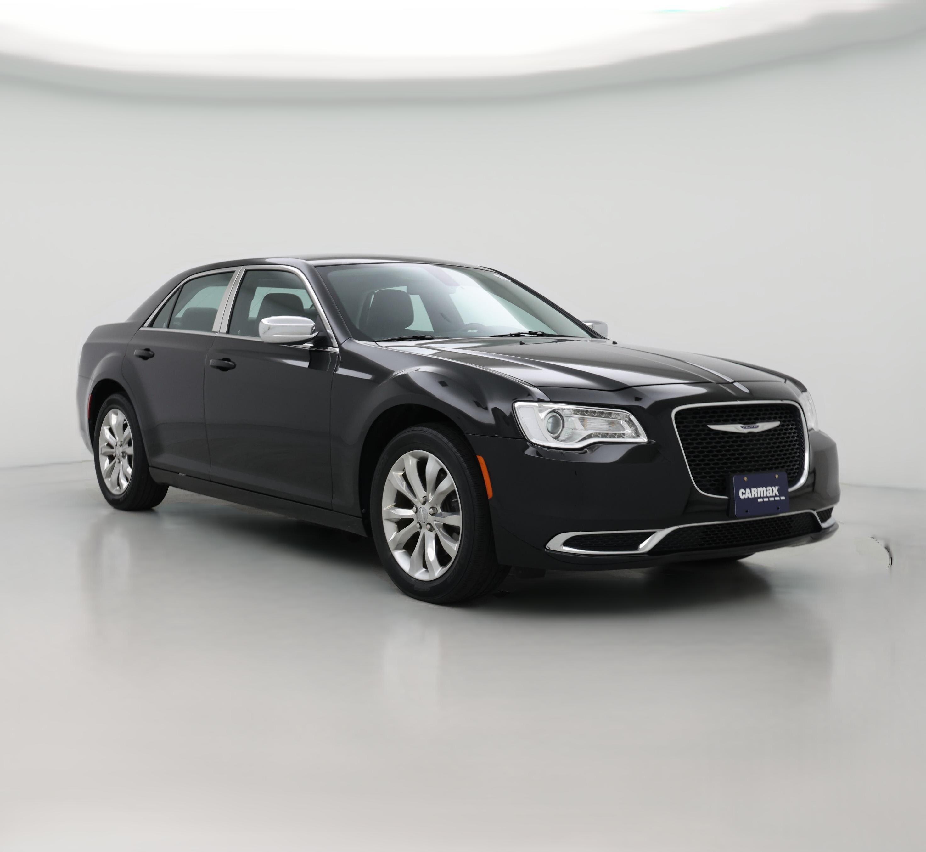 Thumbnail: 2019 Chrysler 300 - 1