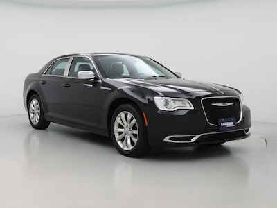 Black 2019 Chrysler 300 Touring L