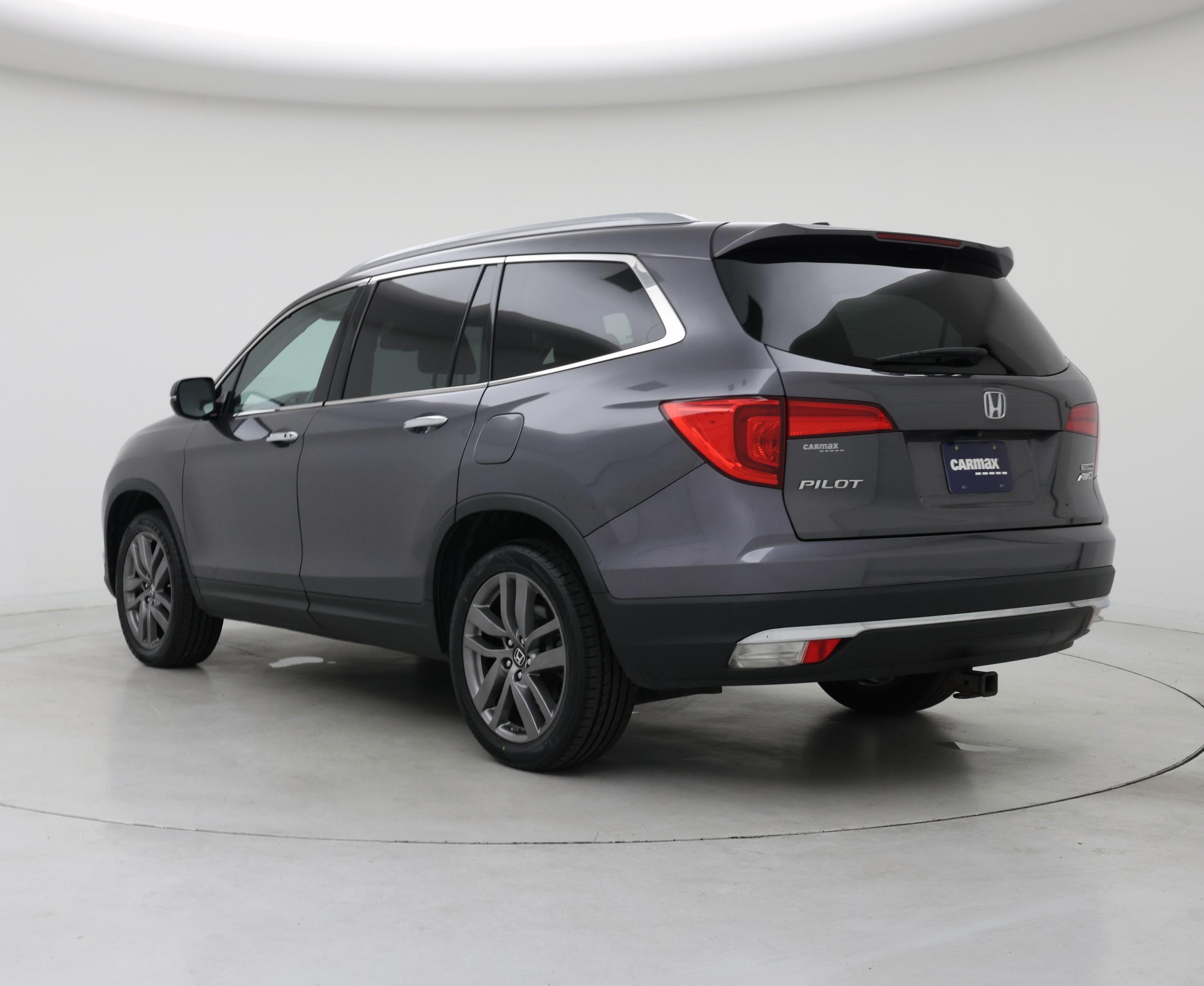 Thumbnail: 2017 Honda Pilot - 2