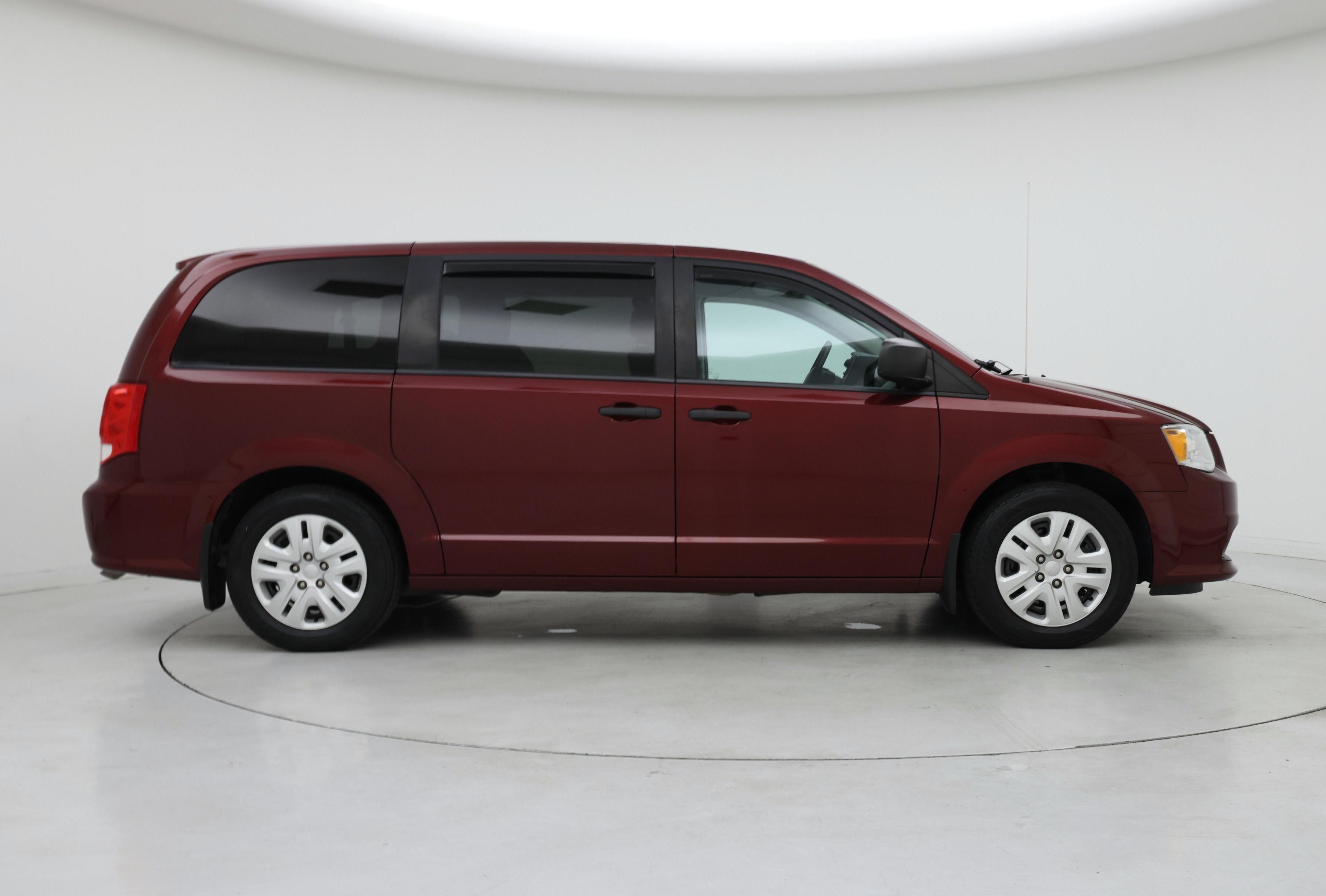 Thumbnail: 2019 Dodge Grand Caravan - 7