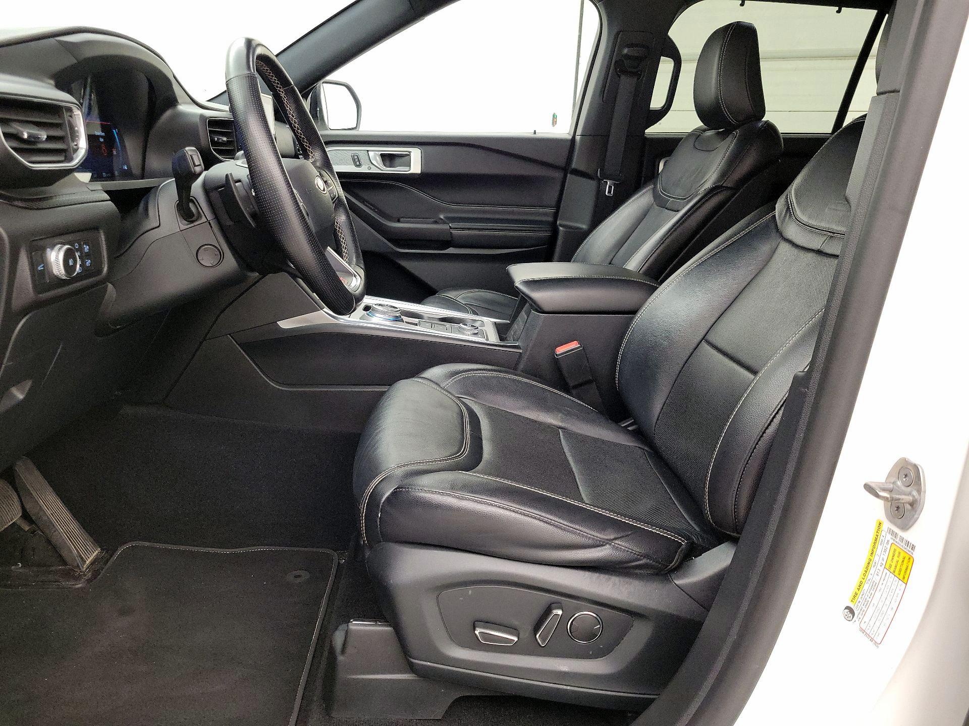 Thumbnail: 2020 Ford Explorer - 11