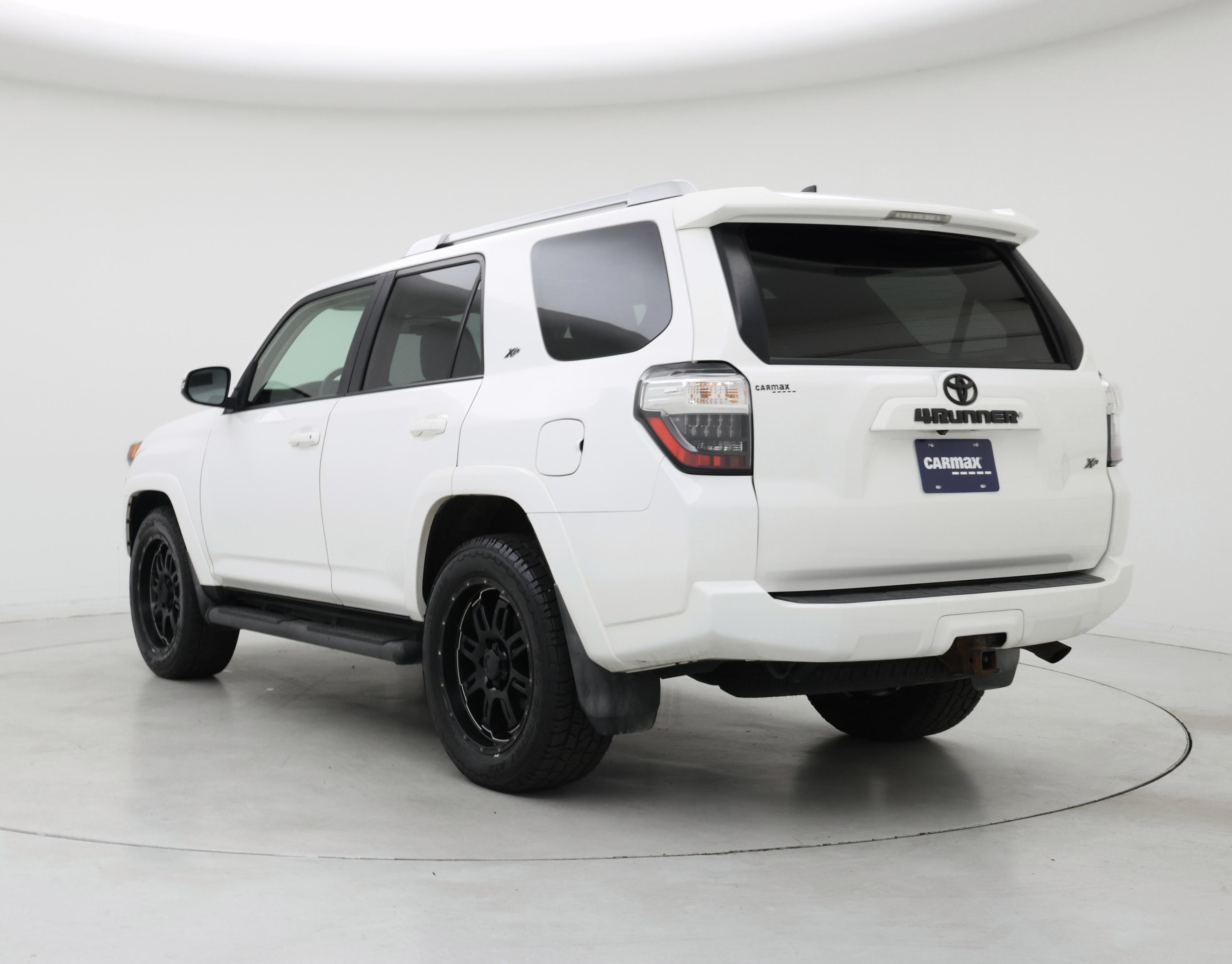 Thumbnail: 2016 Toyota 4Runner - 2