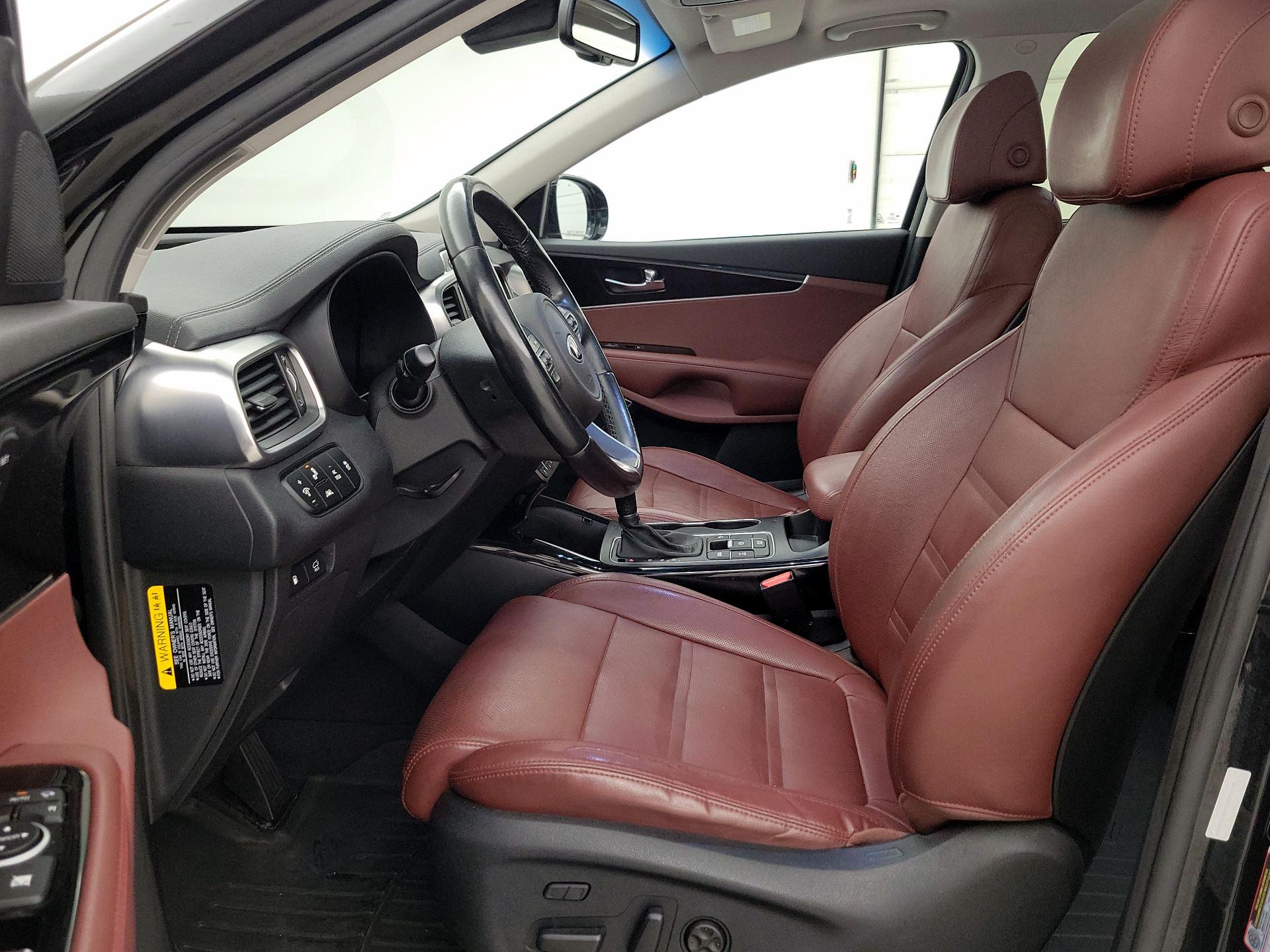 Thumbnail: 2017 Kia Sorento - 11