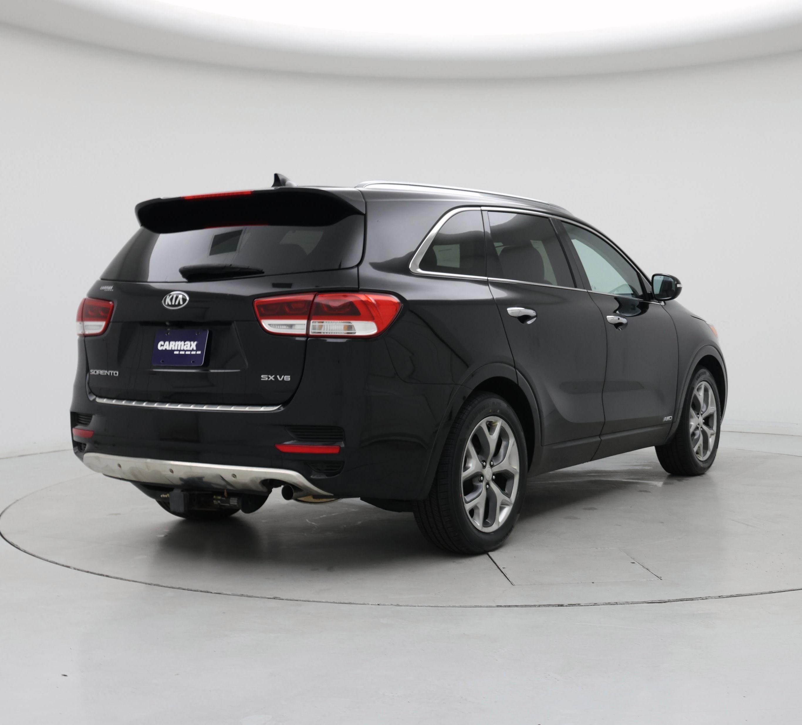 Thumbnail: 2017 Kia Sorento - 8