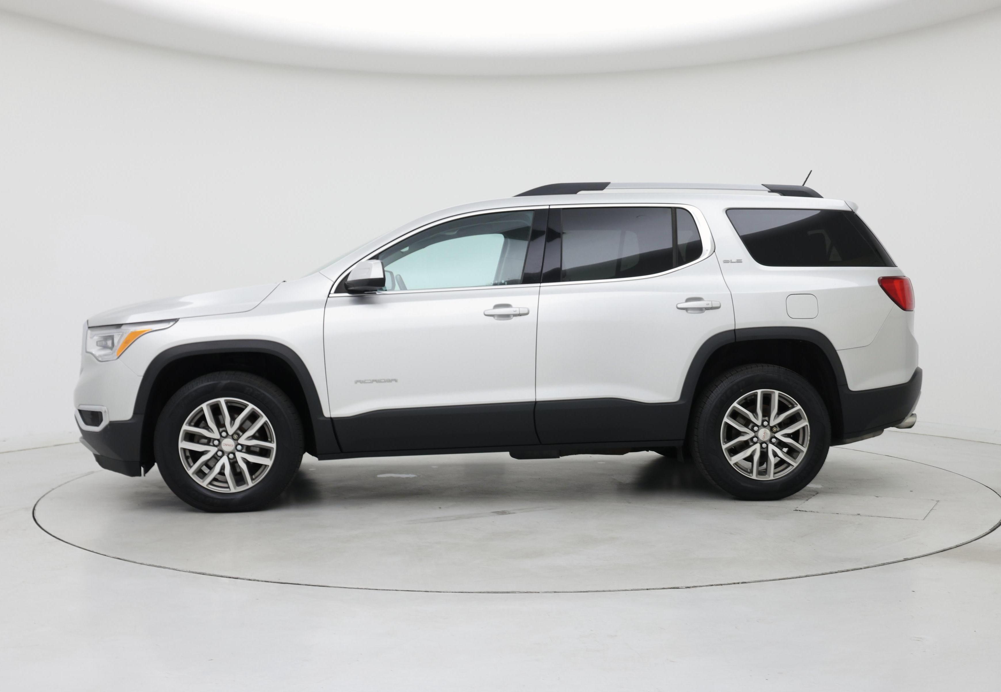 Thumbnail: 2019 GMC Acadia - 3