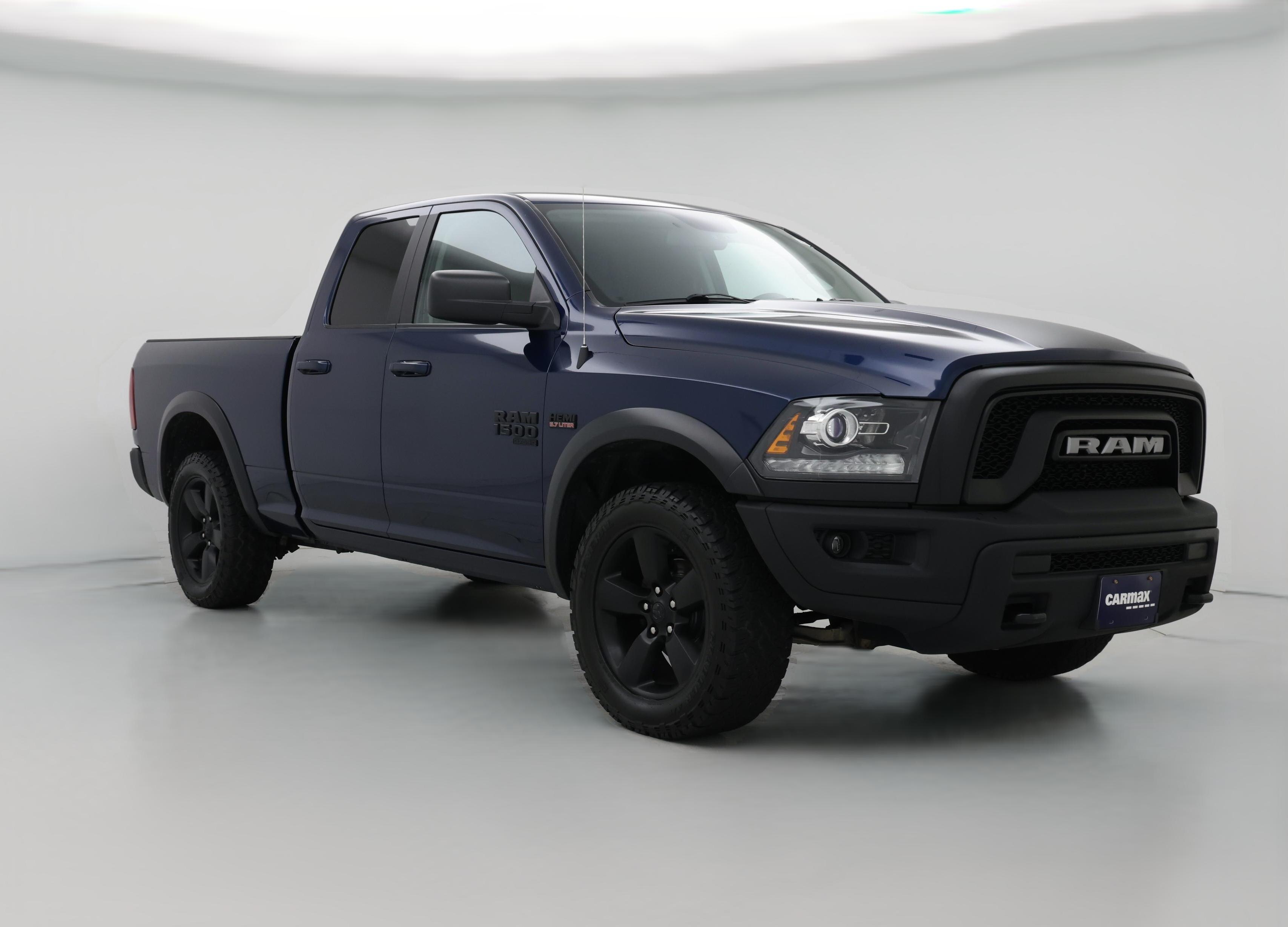 Thumbnail: 2019 RAM 1500 Classic - 1