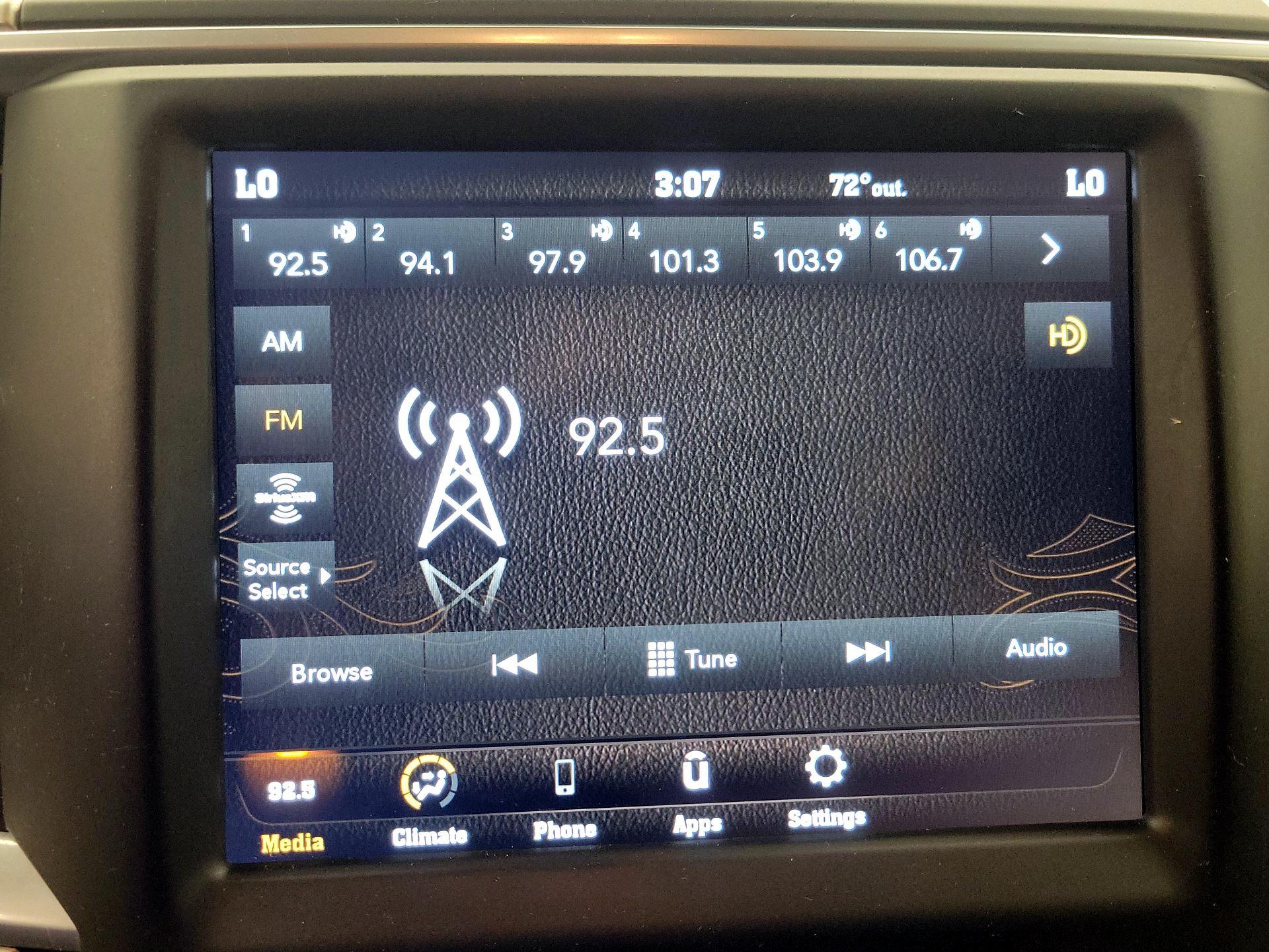 Thumbnail: 2019 RAM 1500 Classic - 15