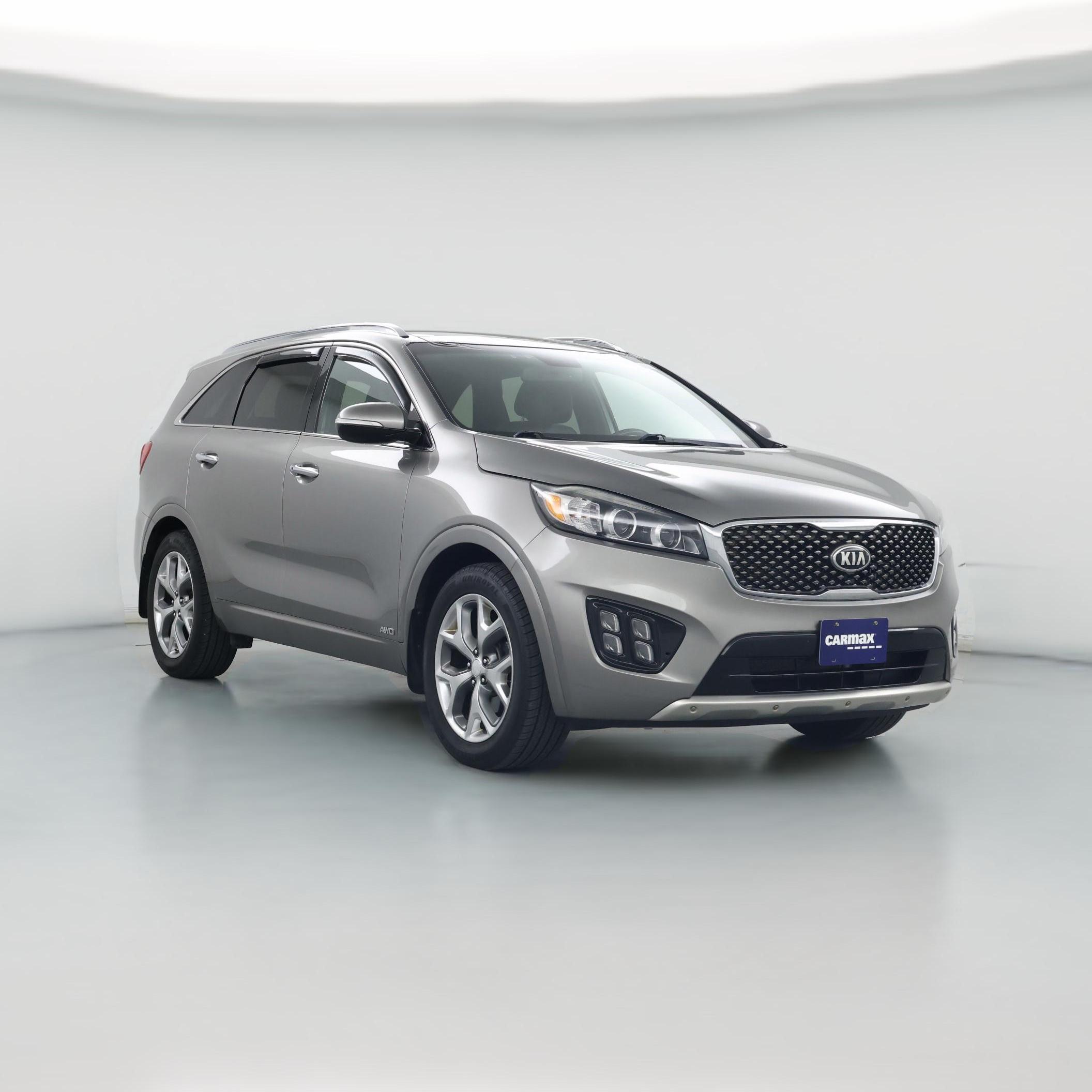 Thumbnail: 2016 Kia Sorento - 1
