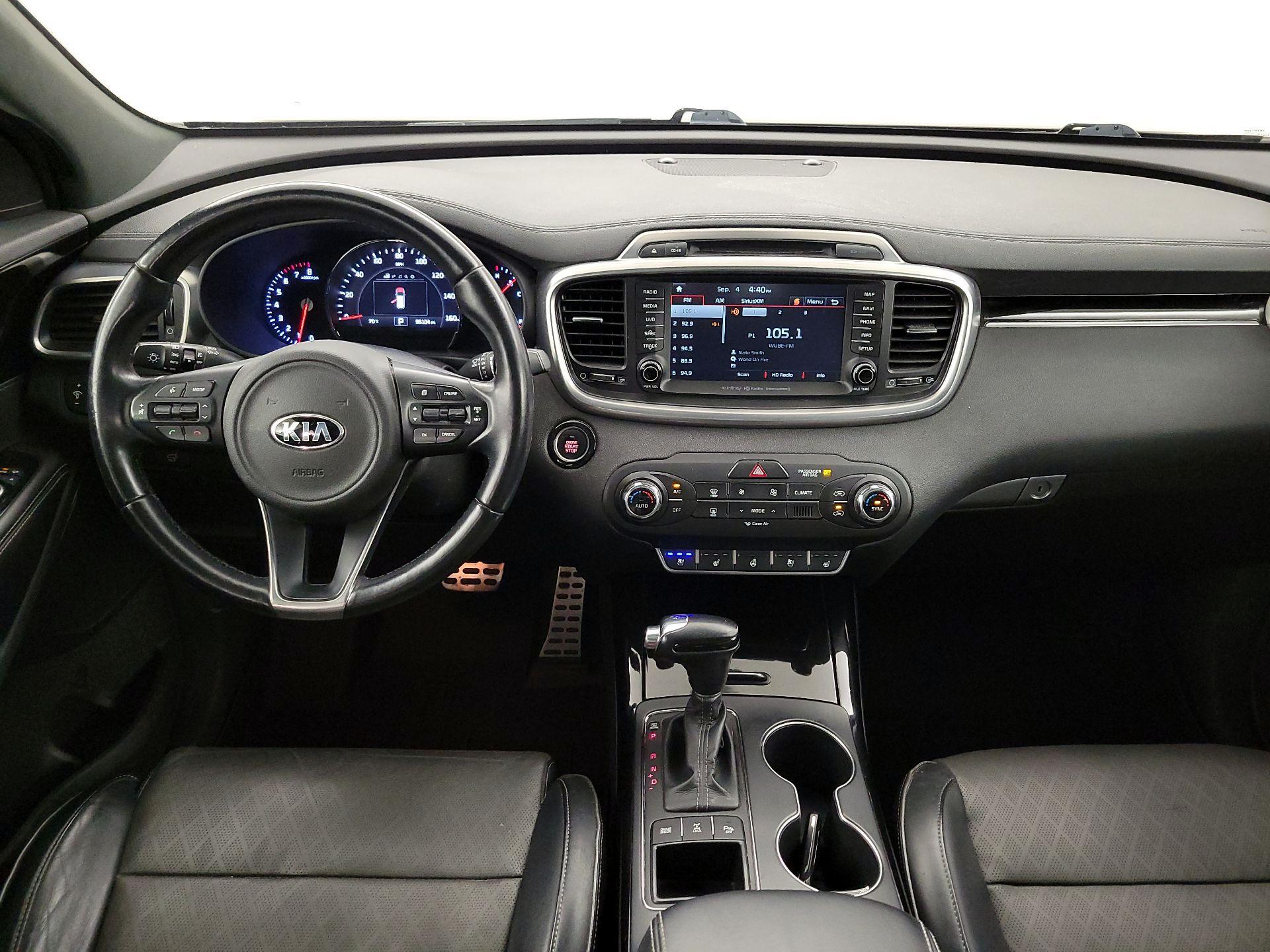 Thumbnail: 2016 Kia Sorento - 9