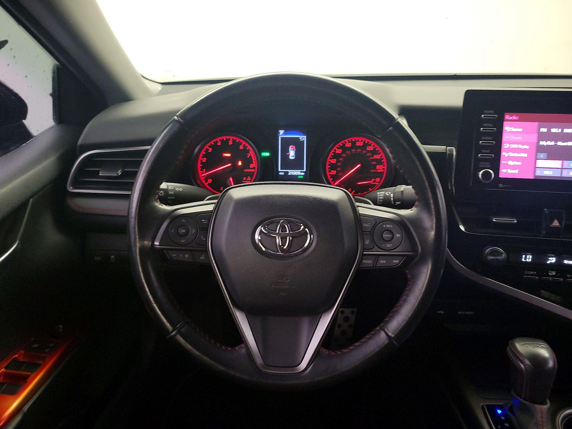 Thumbnail: 2023 Toyota Camry - 10