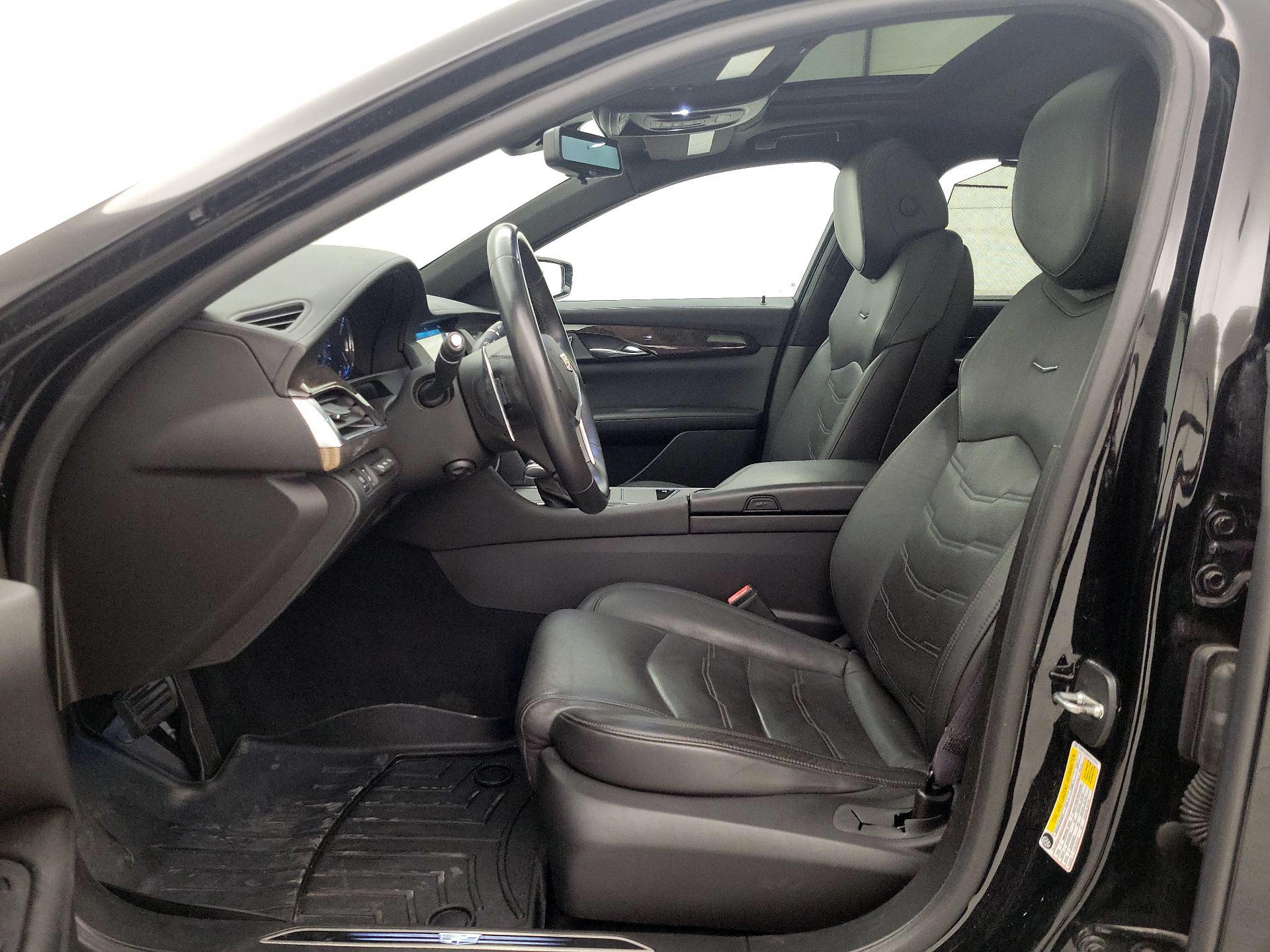 Thumbnail: 2017 Cadillac CT6 - 11