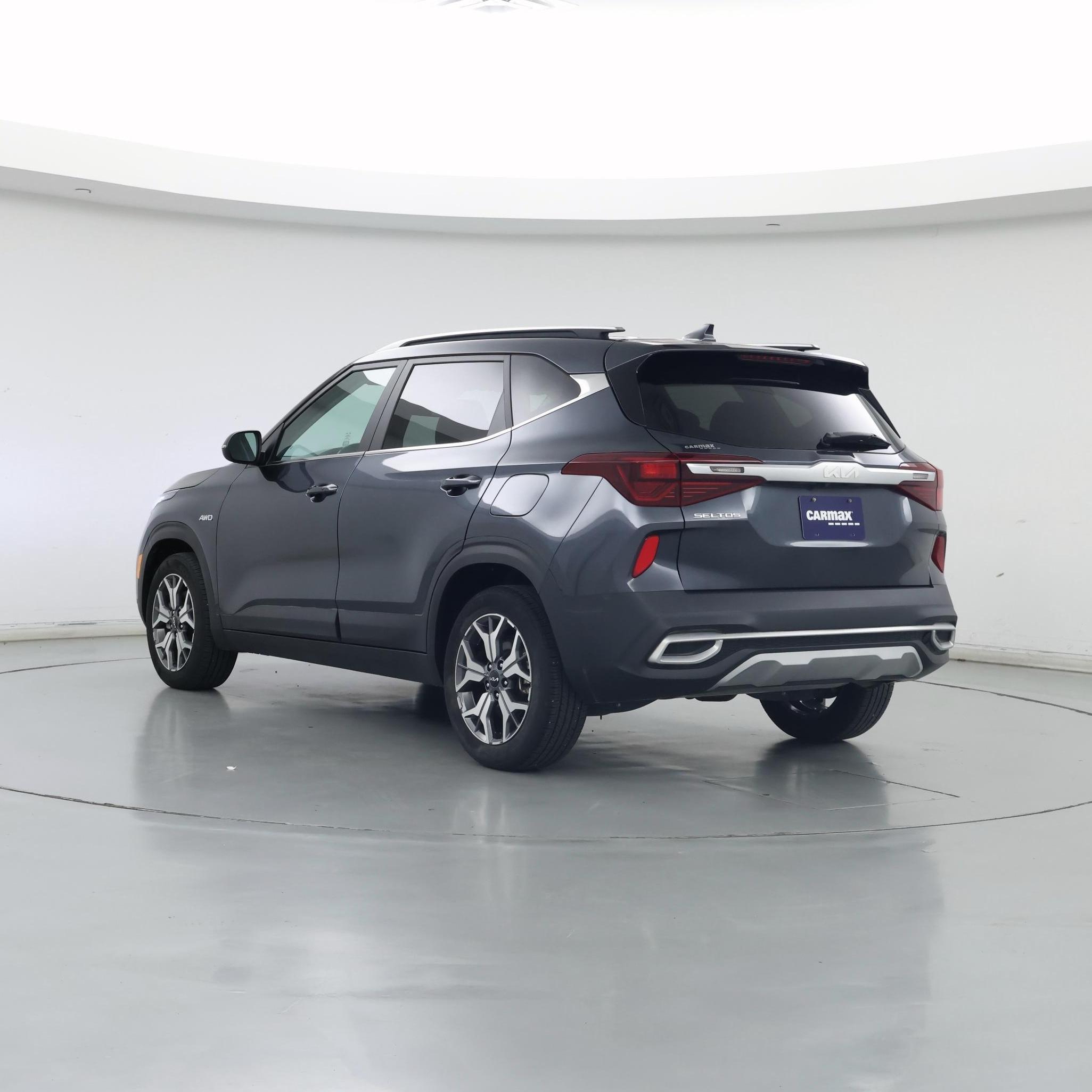 Thumbnail: 2022 Kia Seltos - 2