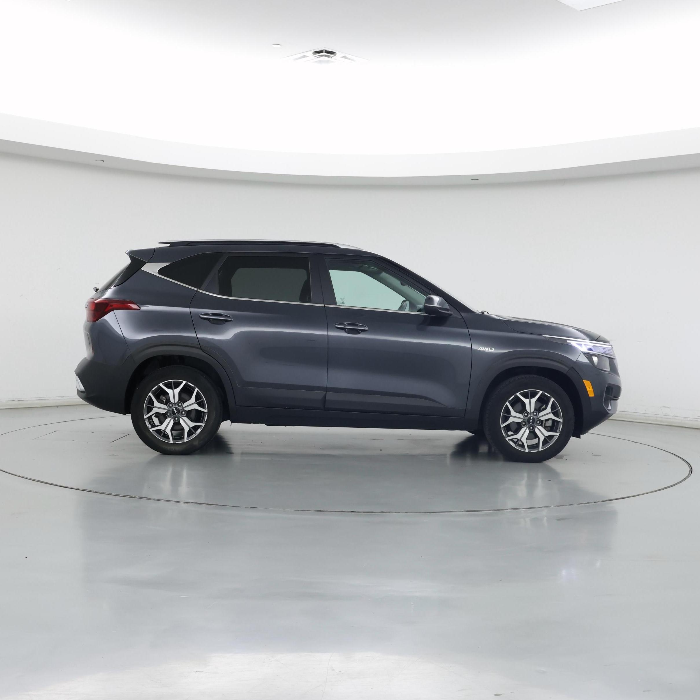 Thumbnail: 2022 Kia Seltos - 7