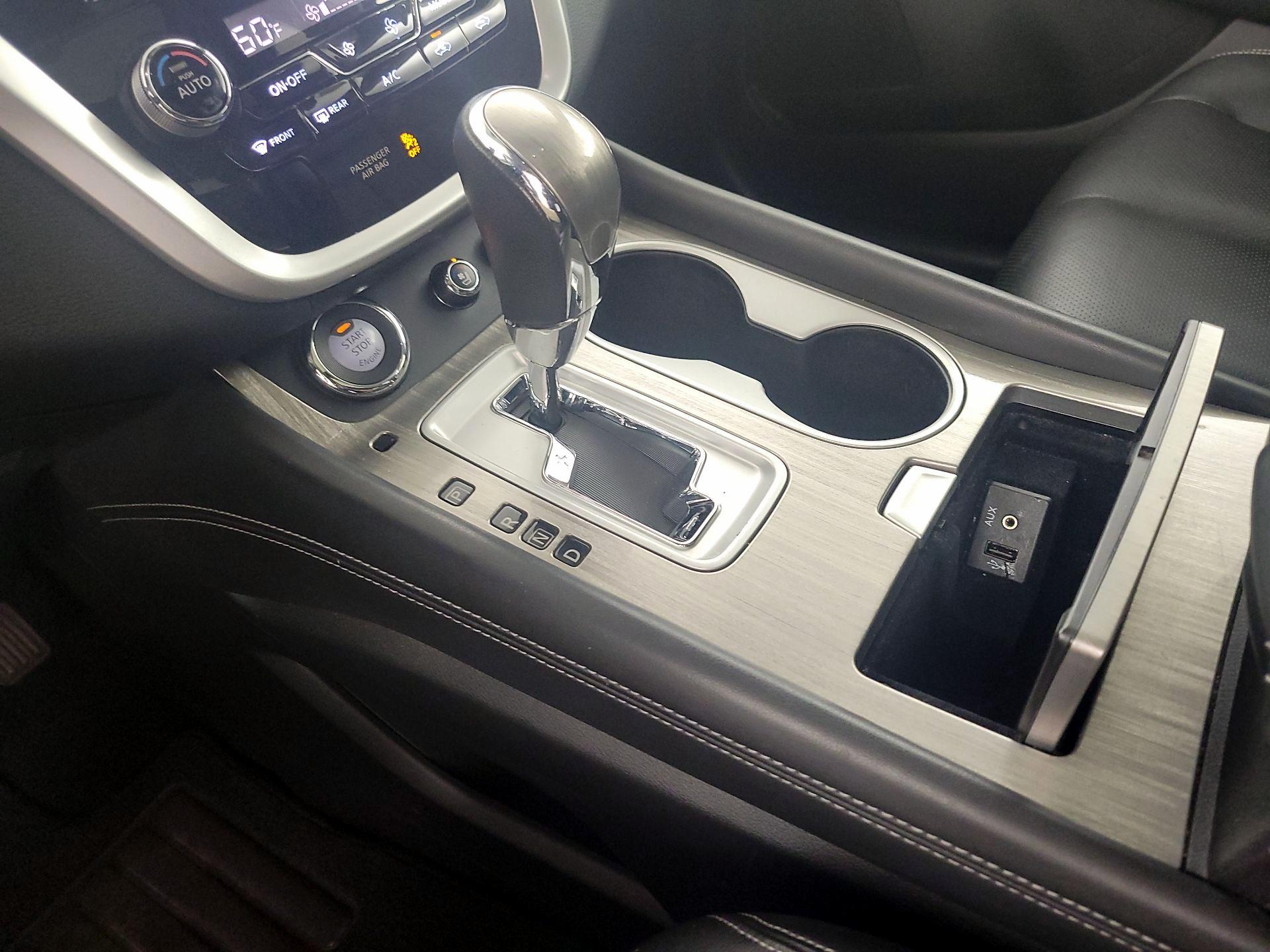 Thumbnail: 2015 Nissan Murano - 18