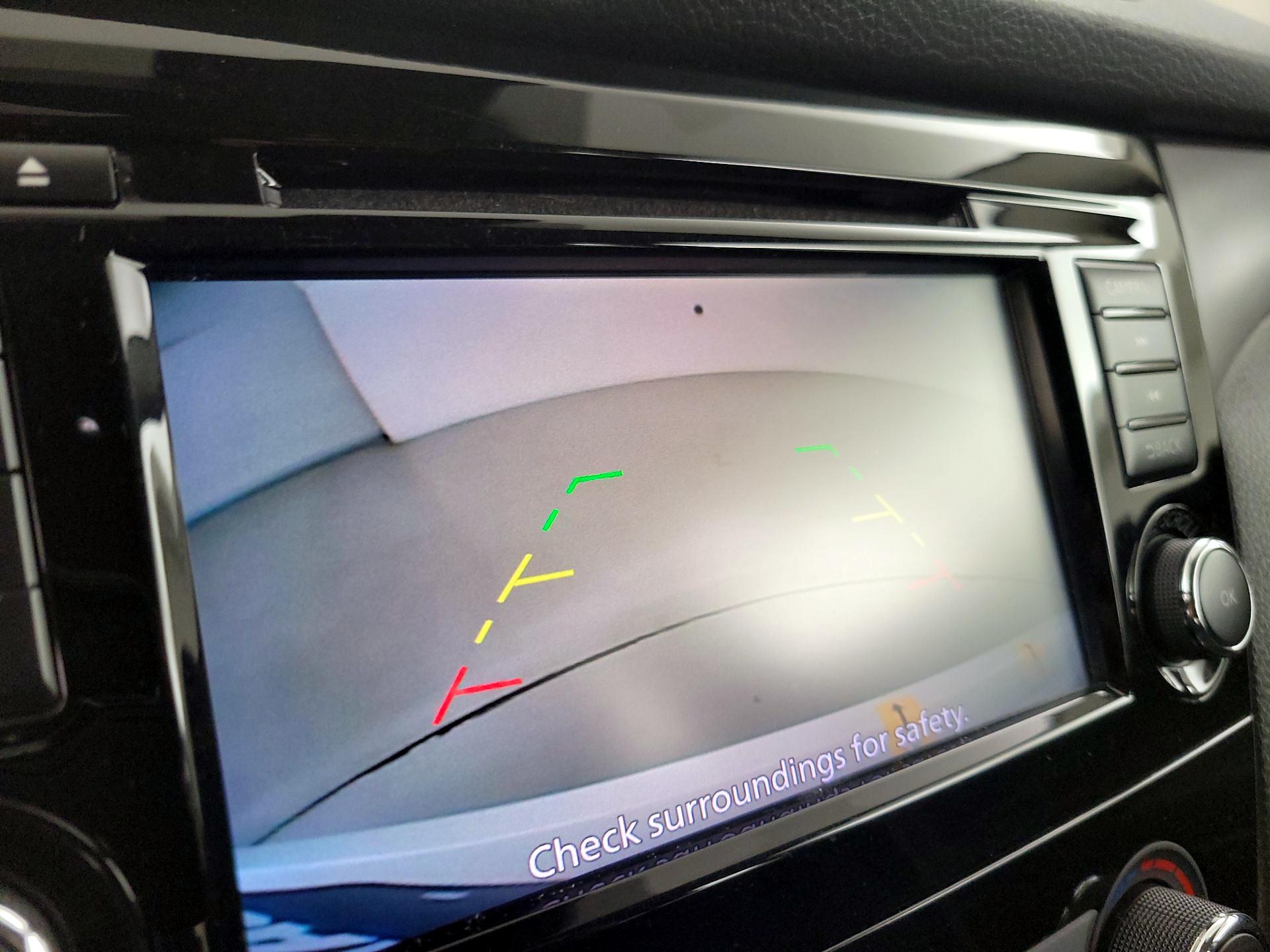 Thumbnail: 2022 Nissan Rogue Sport - 14