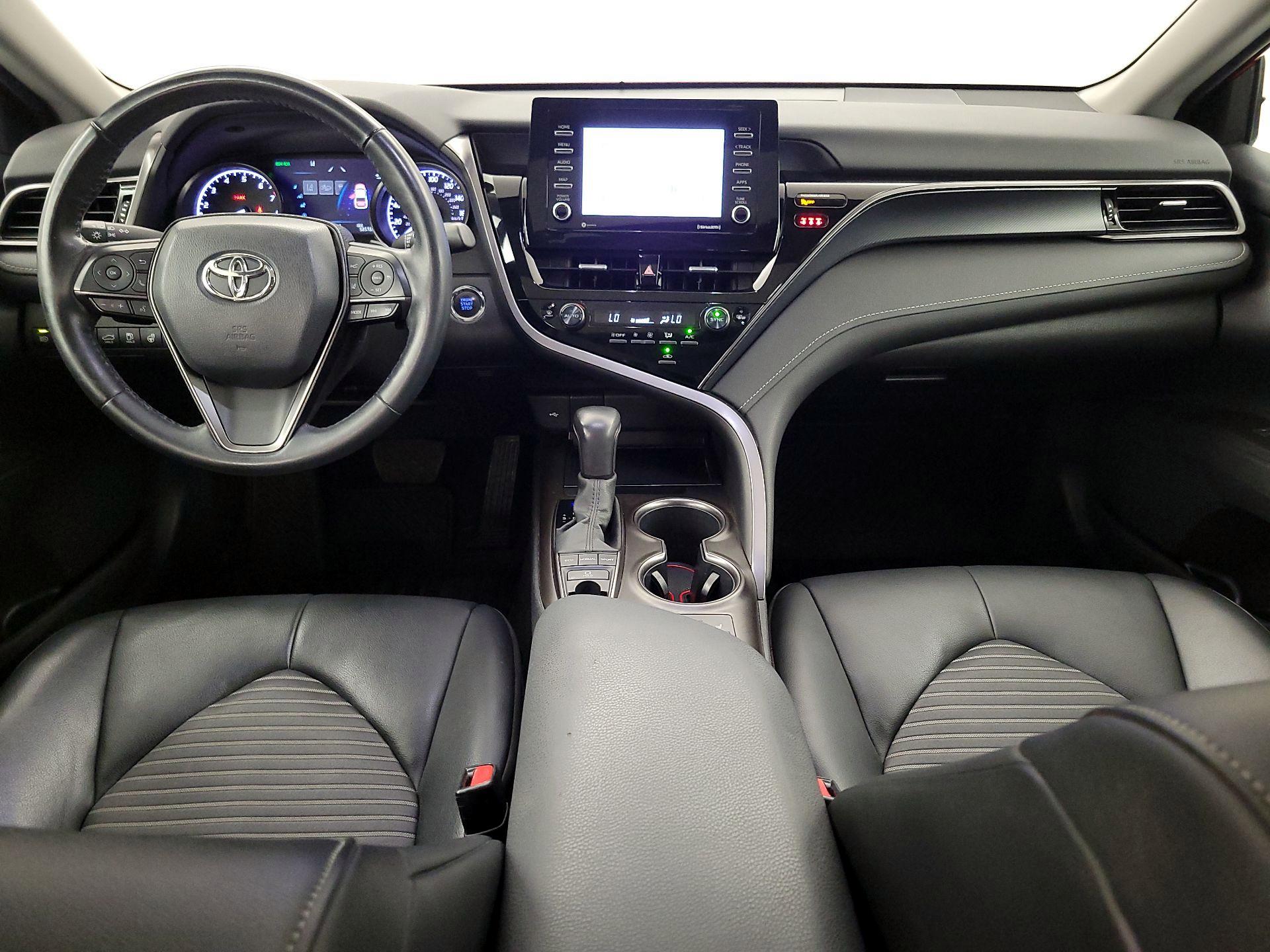Thumbnail: 2022 Toyota Camry - 9