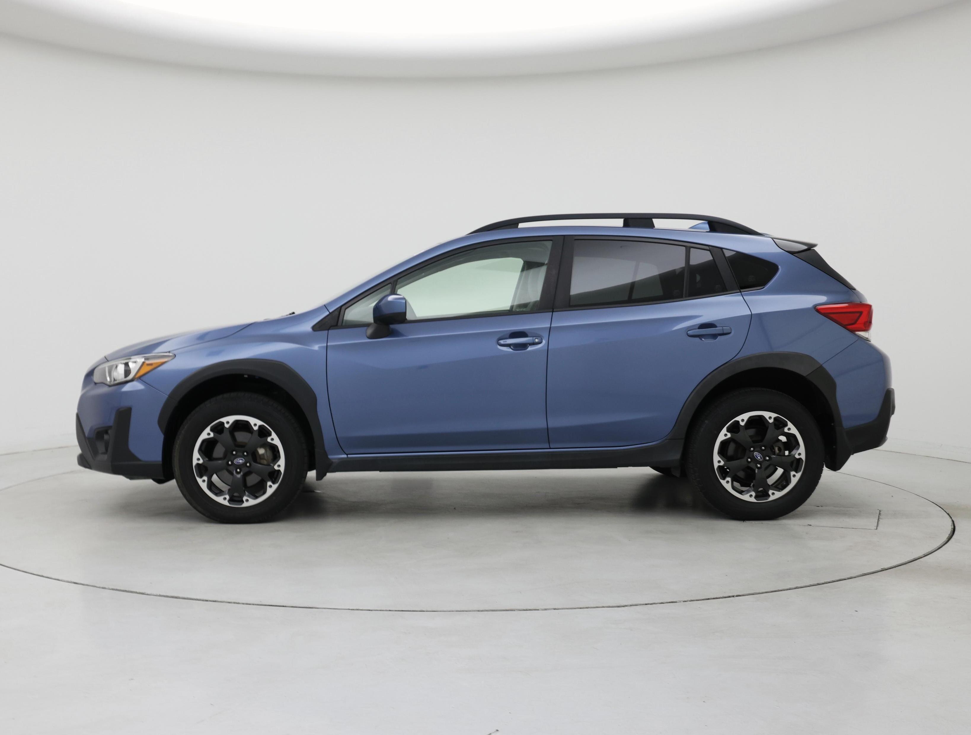 Thumbnail: 2021 Subaru Crosstrek - 3