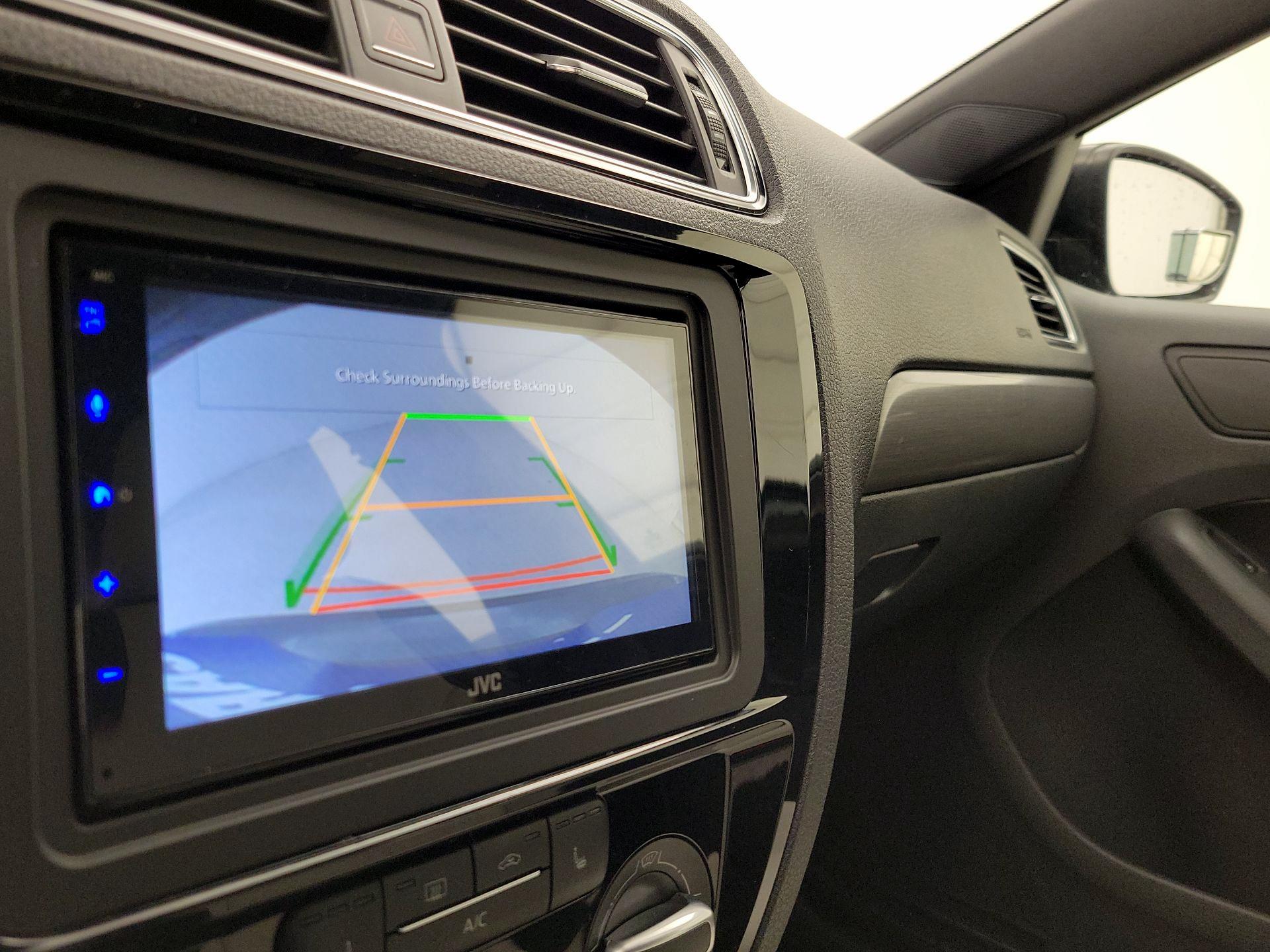 Thumbnail: 2017 Volkswagen Jetta - 14