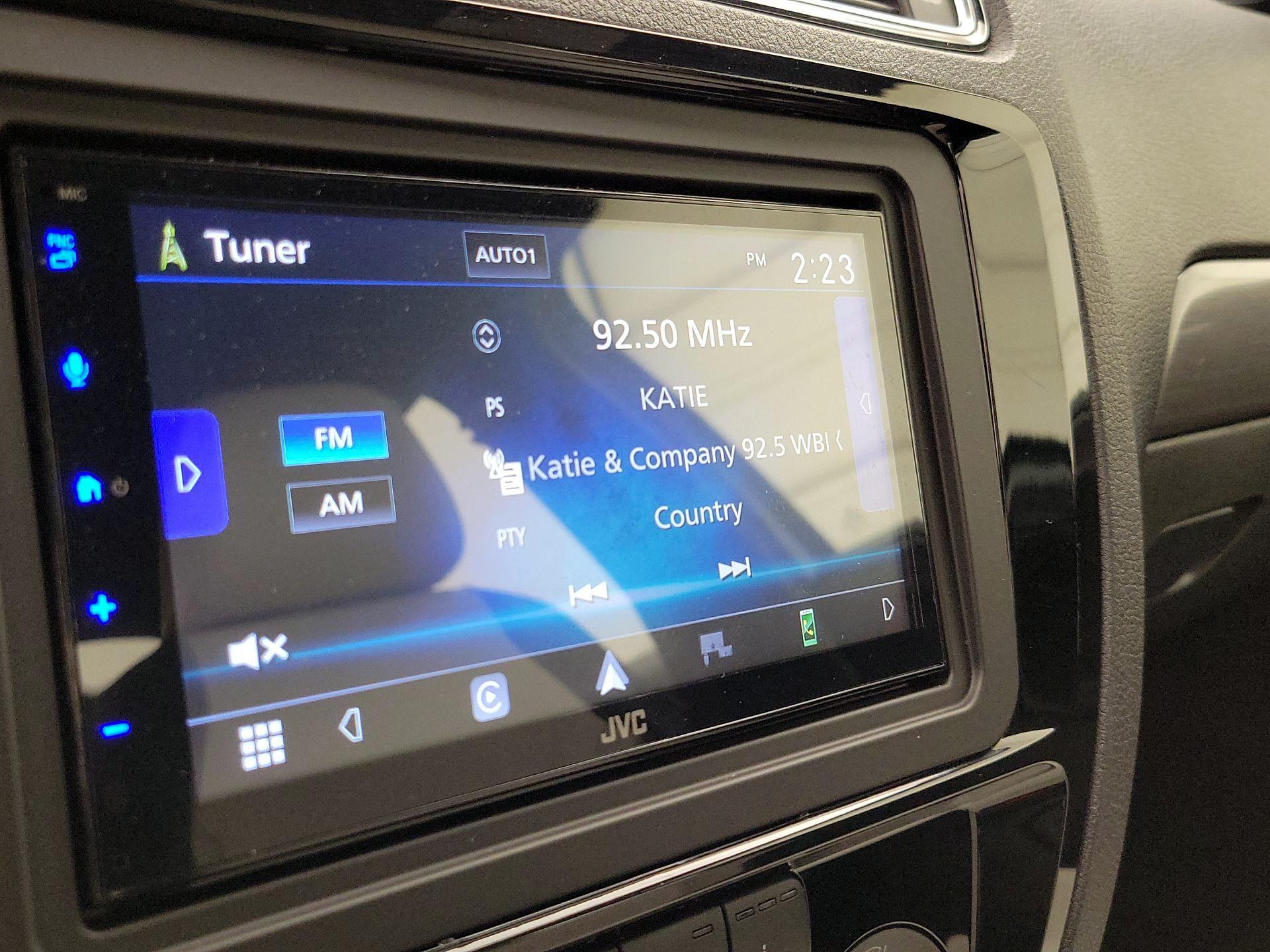 Thumbnail: 2017 Volkswagen Jetta - 15