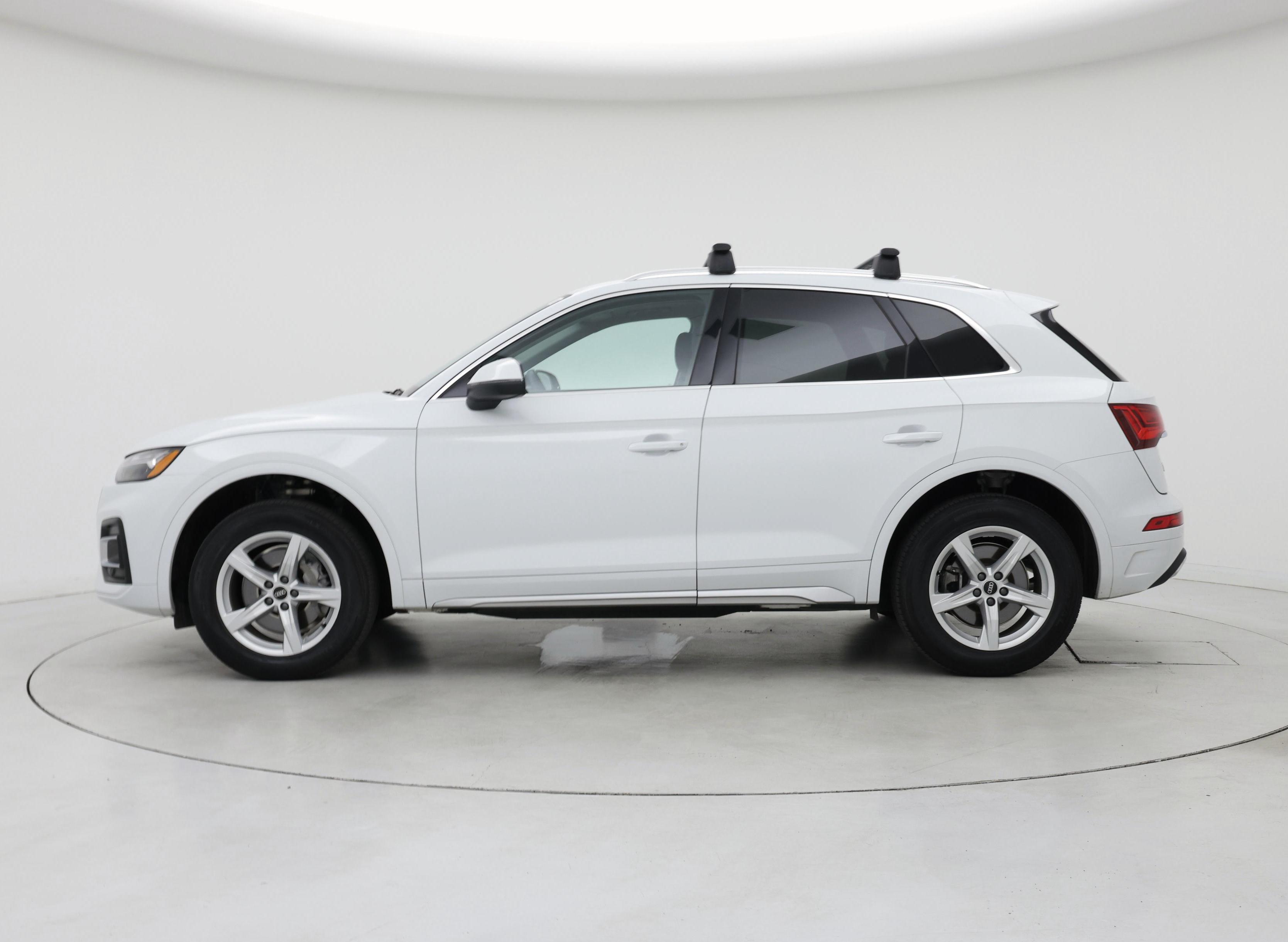 Thumbnail: 2023 Audi Q5 - 3