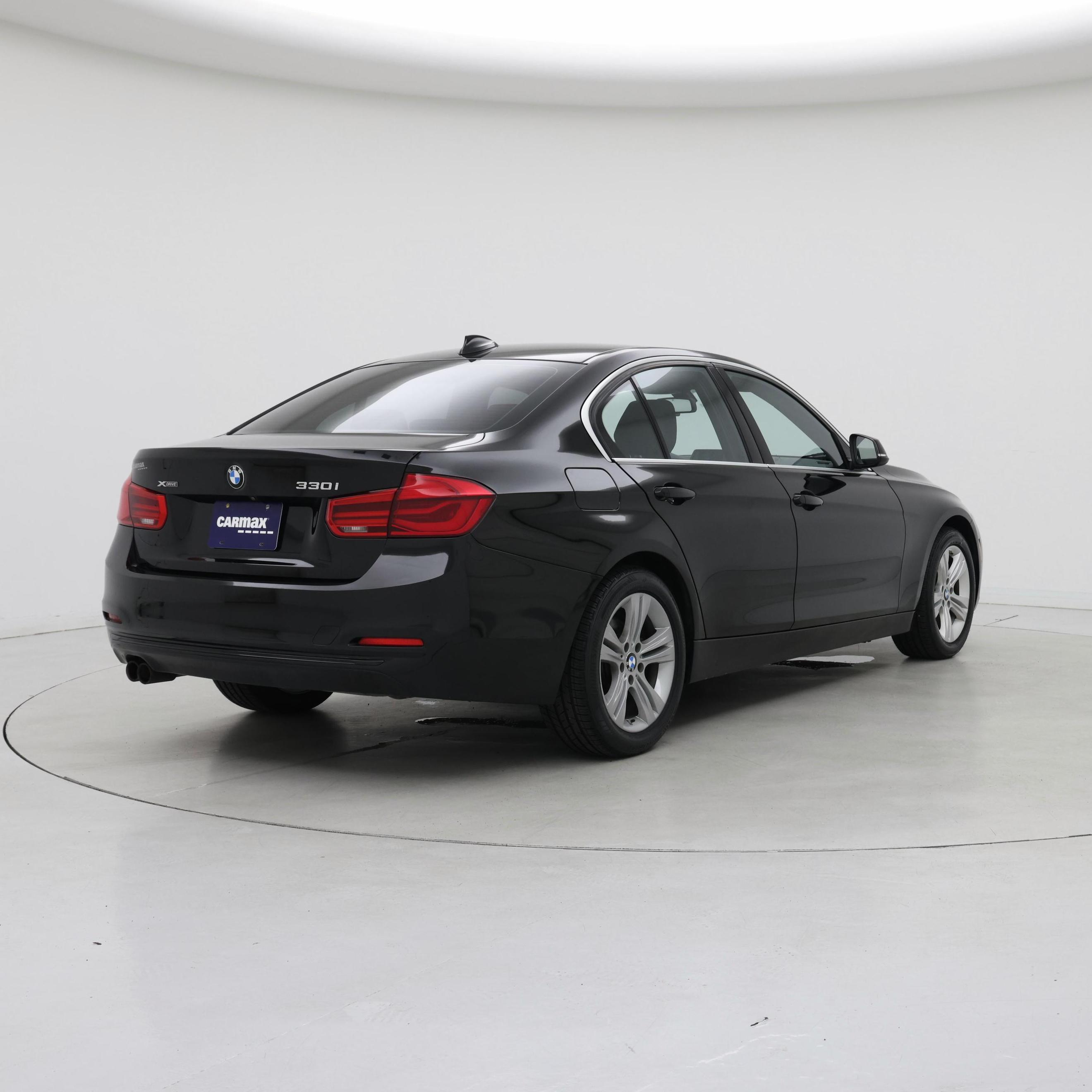 Thumbnail: 2018 BMW 3 Series - 8