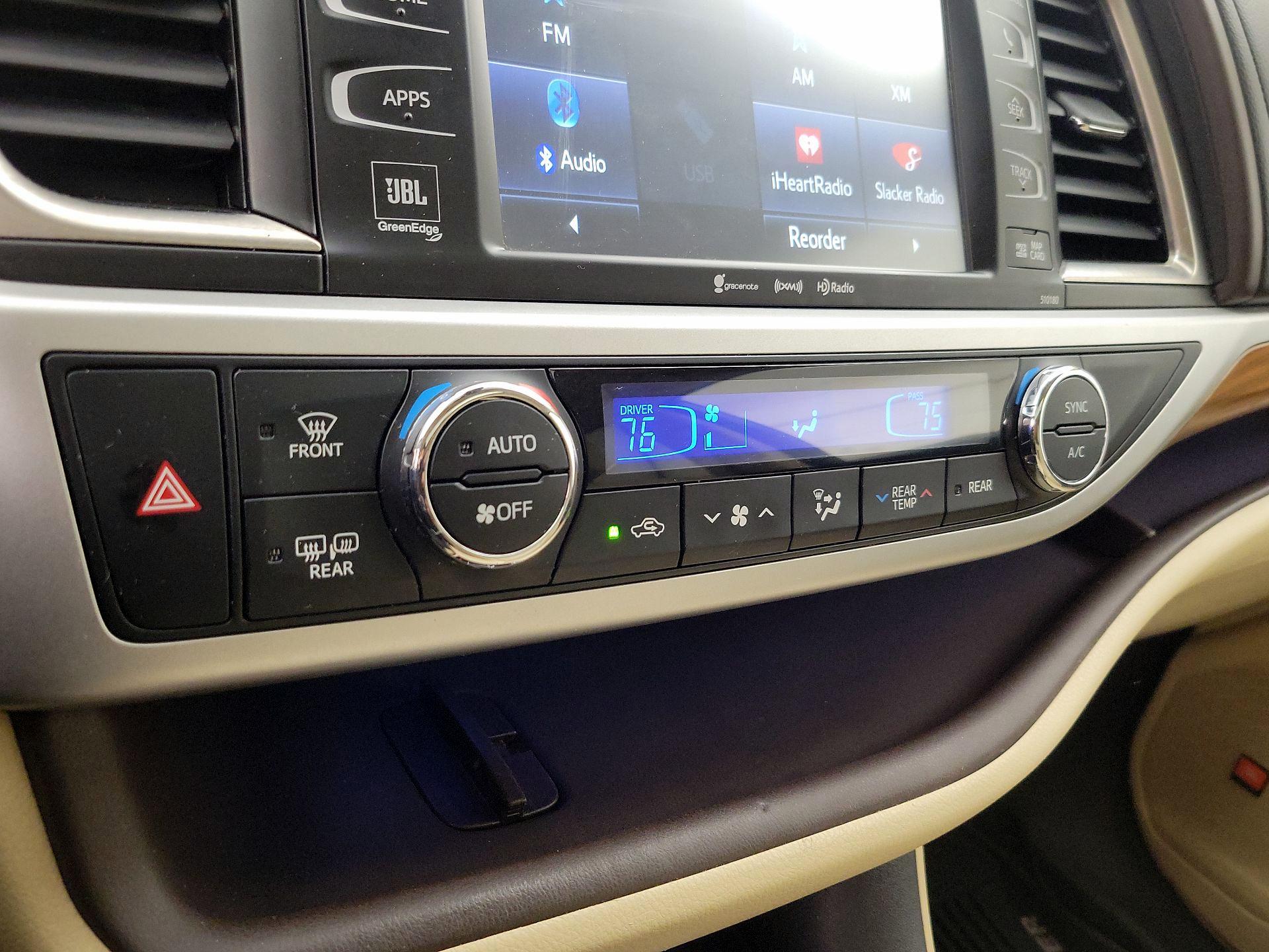 Thumbnail: 2017 Toyota Highlander - 16